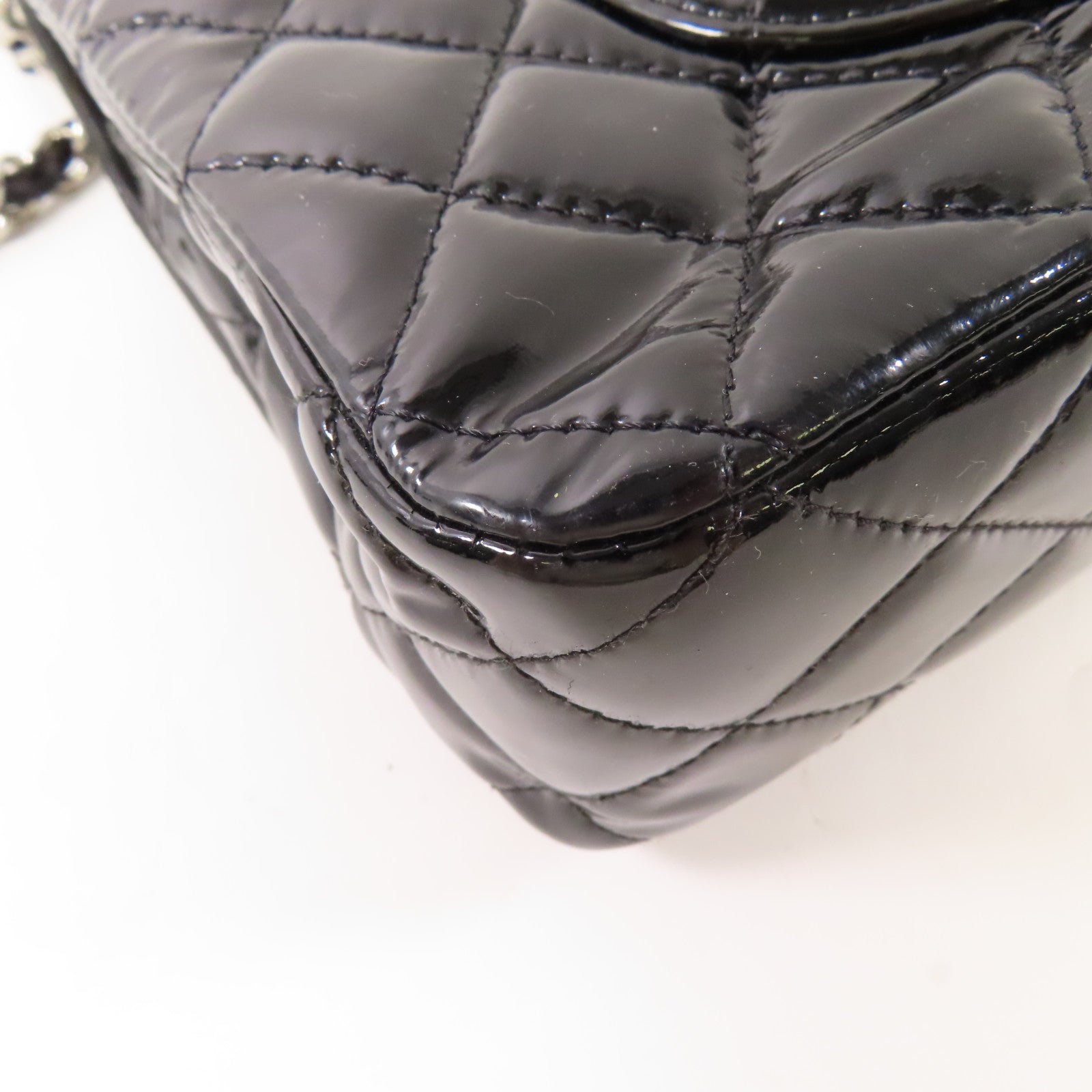 CHANEL 漆皮皮革Classic 25銀扣鏈帶肩背袋