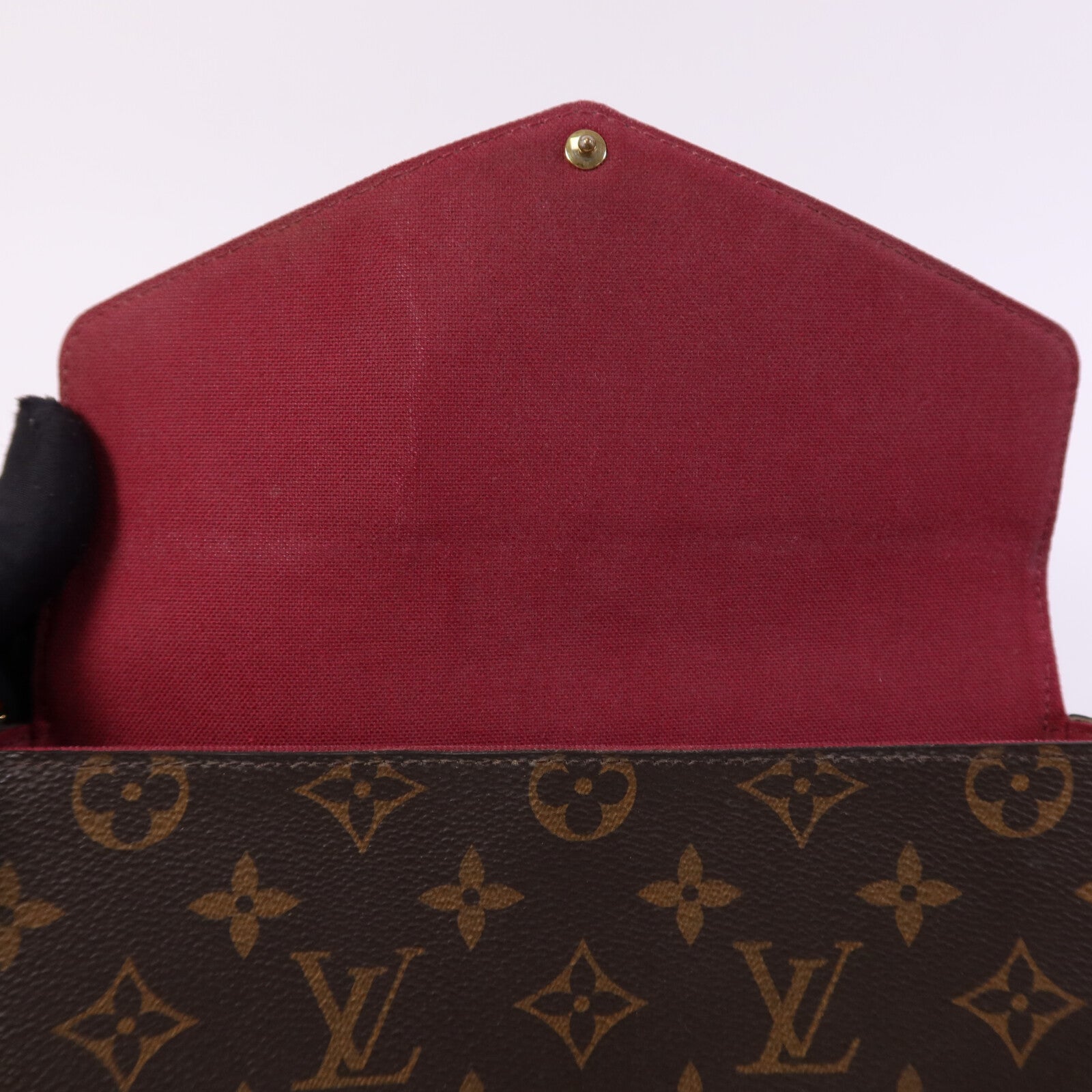 LOUIS VUITTON Monogram Pochette Felicie金扣鏈帶肩背袋