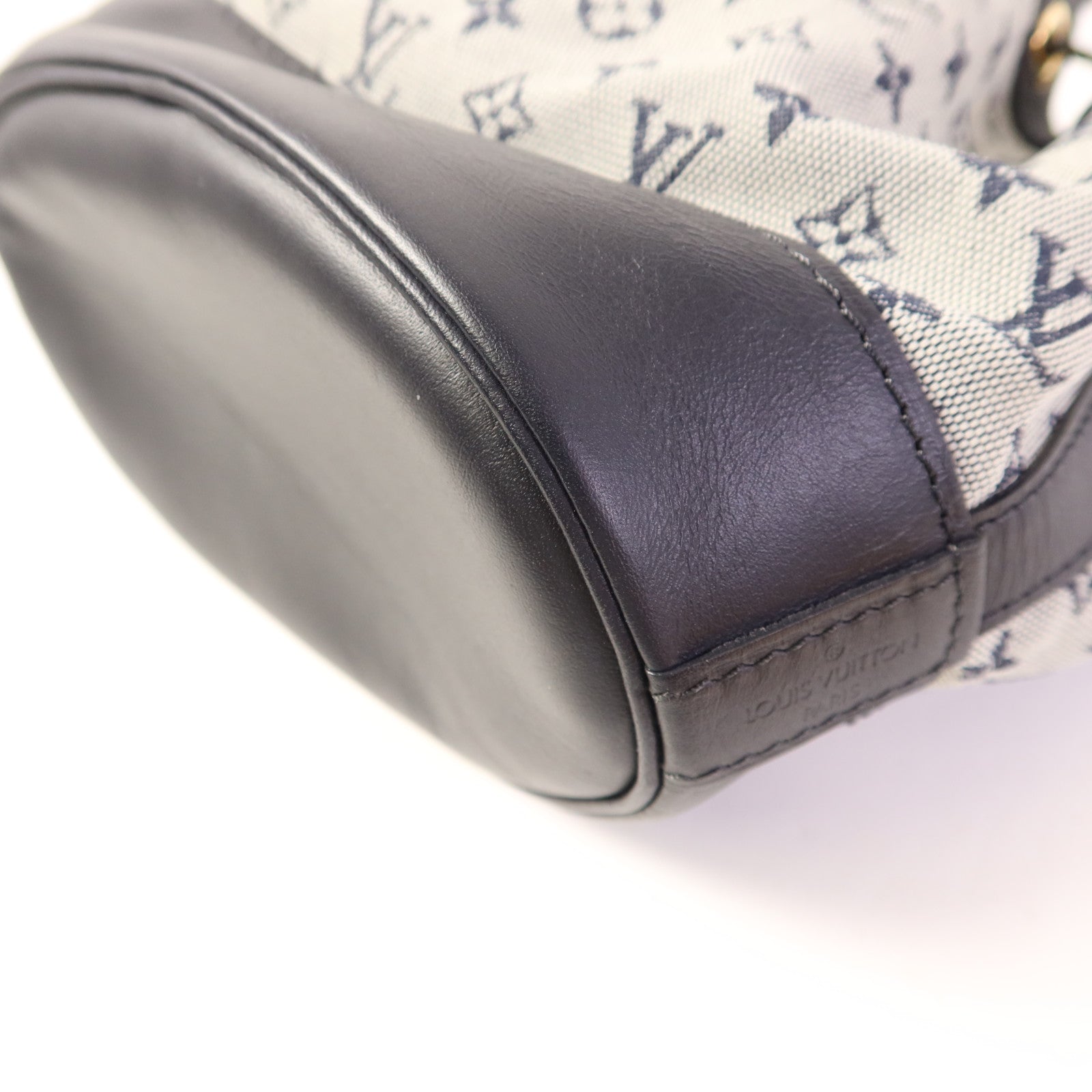 LOUIS VUITTON Monogram Mini Noelie Handbag金扣手拿包