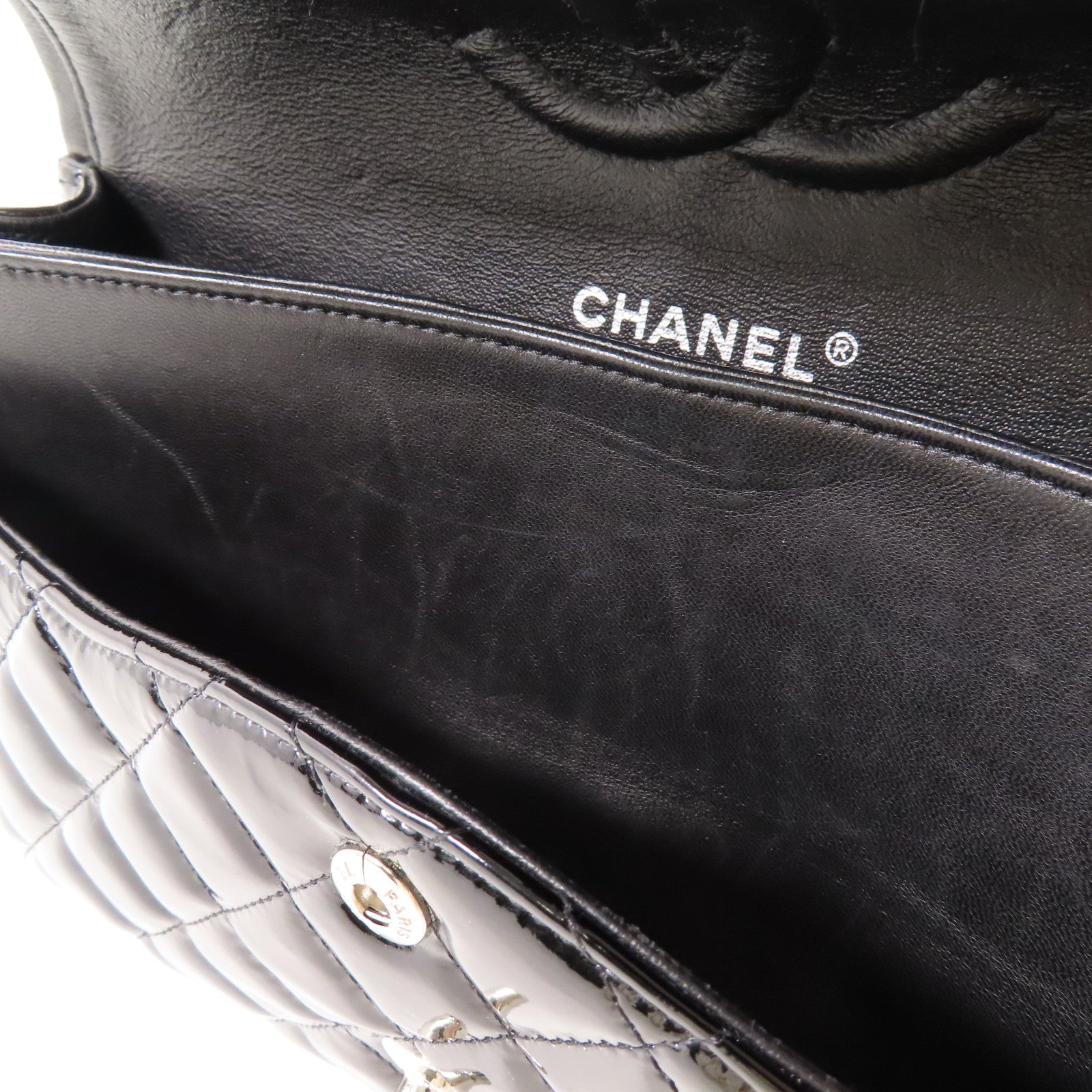 CHANEL 漆皮皮革Classic 25銀扣鏈帶肩背袋