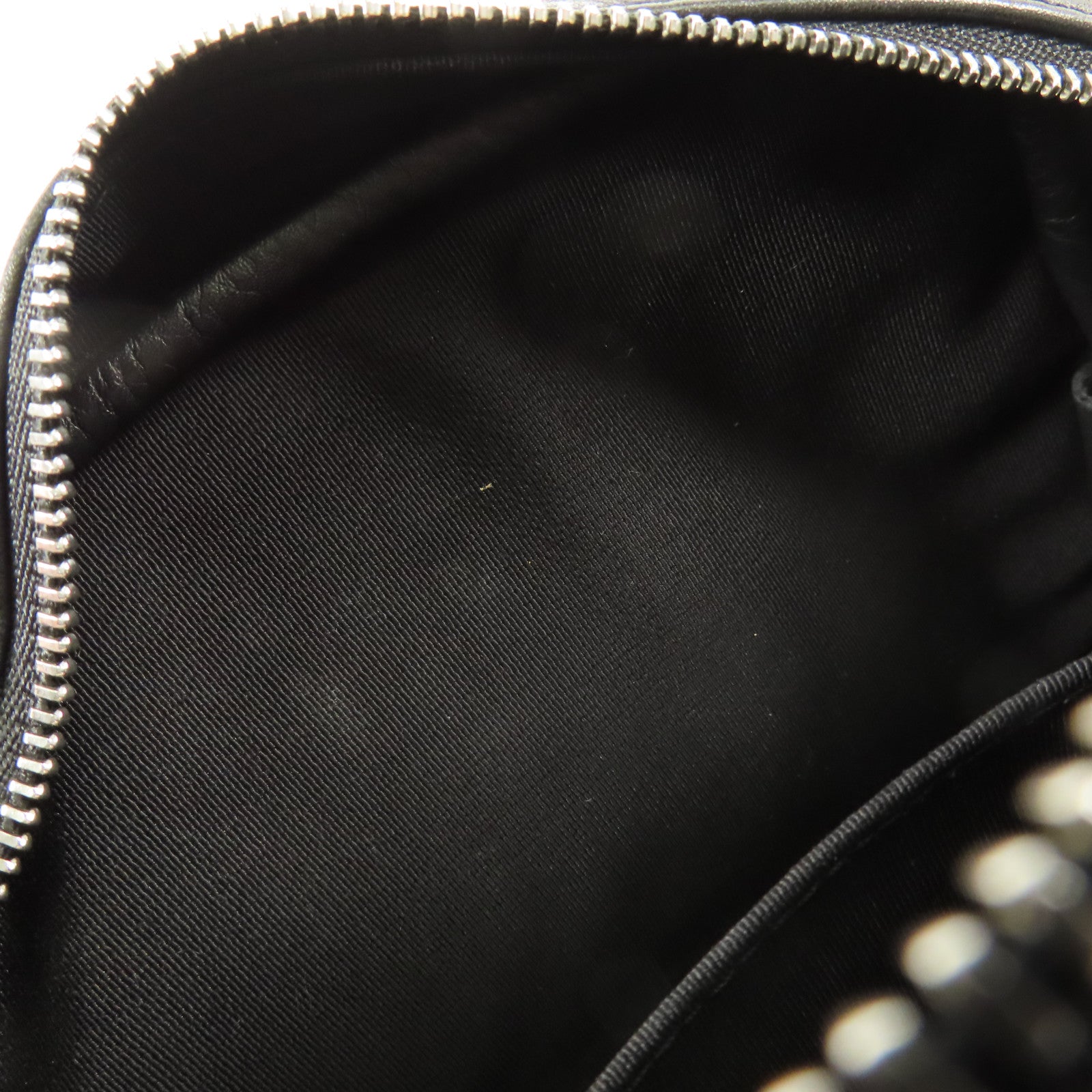 CHANEL 【激減優惠】牛皮皮革Chain Shoulder銀扣鏈帶肩背袋