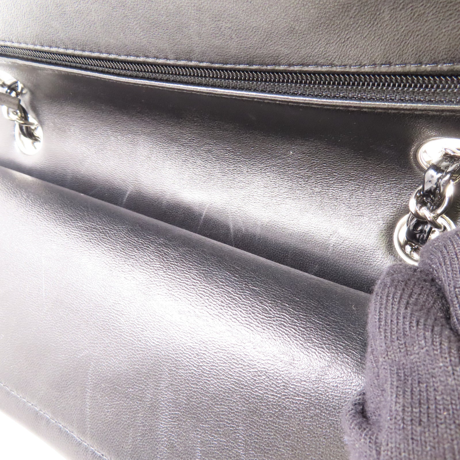 CHANEL 漆皮皮革Classic 25銀扣鏈帶肩背袋