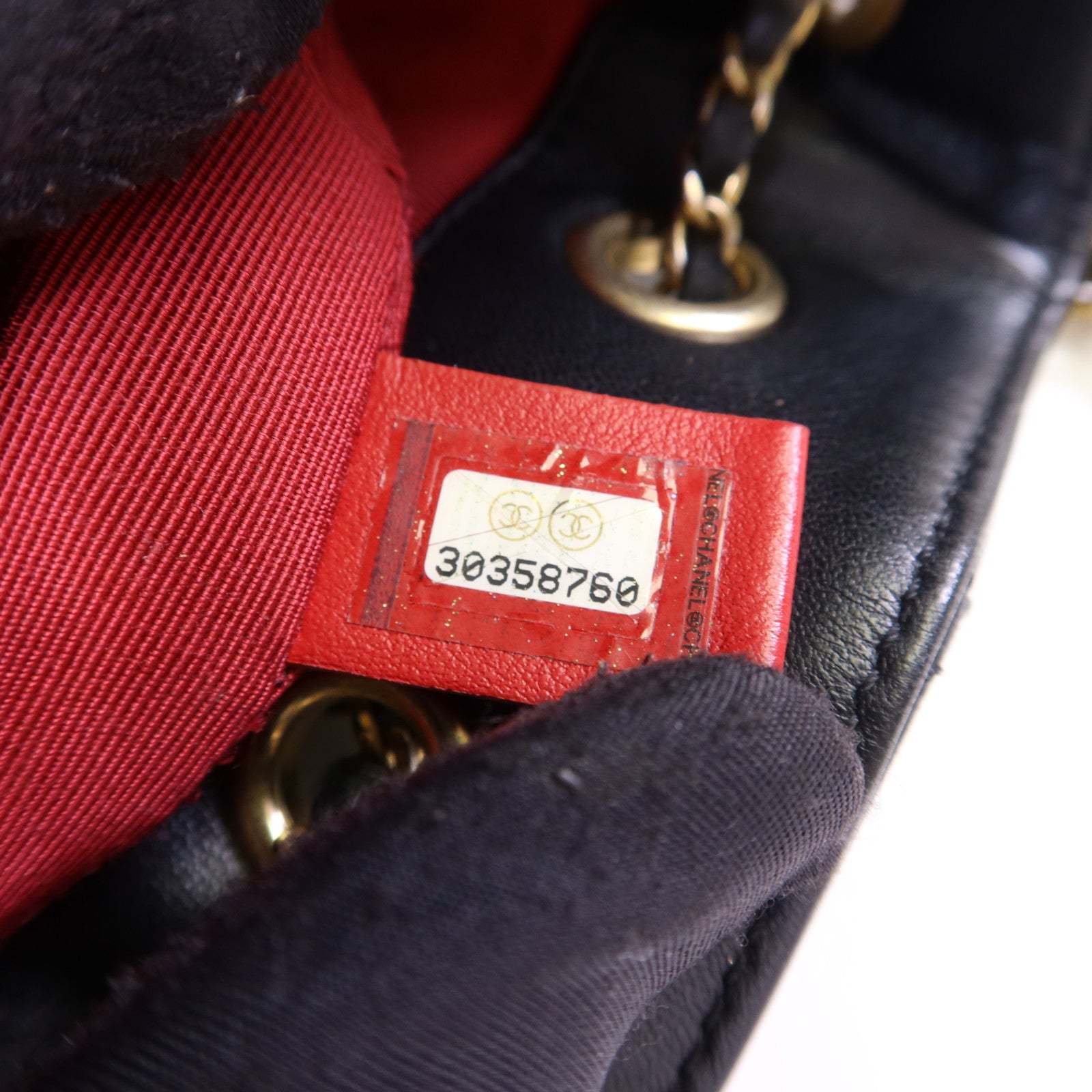 CHANEL 羊皮皮革Bucket Bag金扣肩背袋