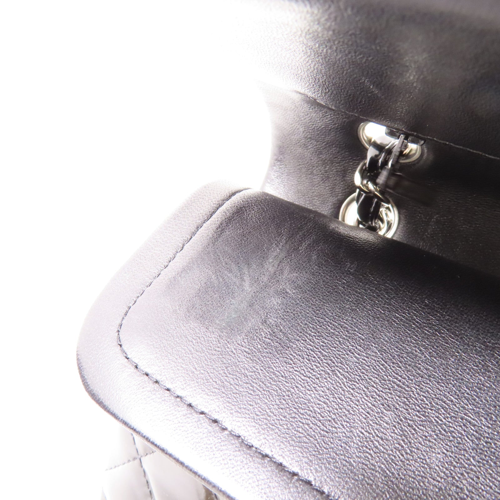 CHANEL 漆皮皮革Classic 25銀扣鏈帶肩背袋