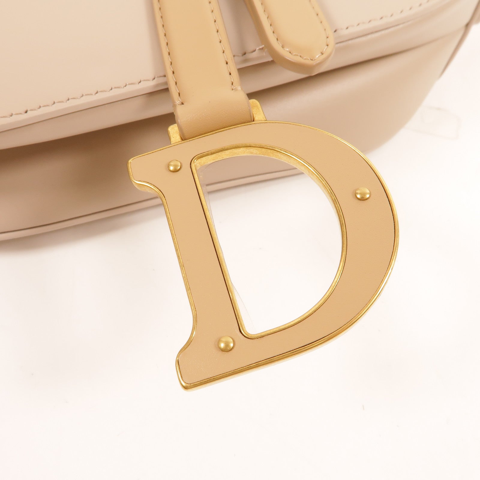 Dior 牛皮皮革Saddle Medium肩背袋
