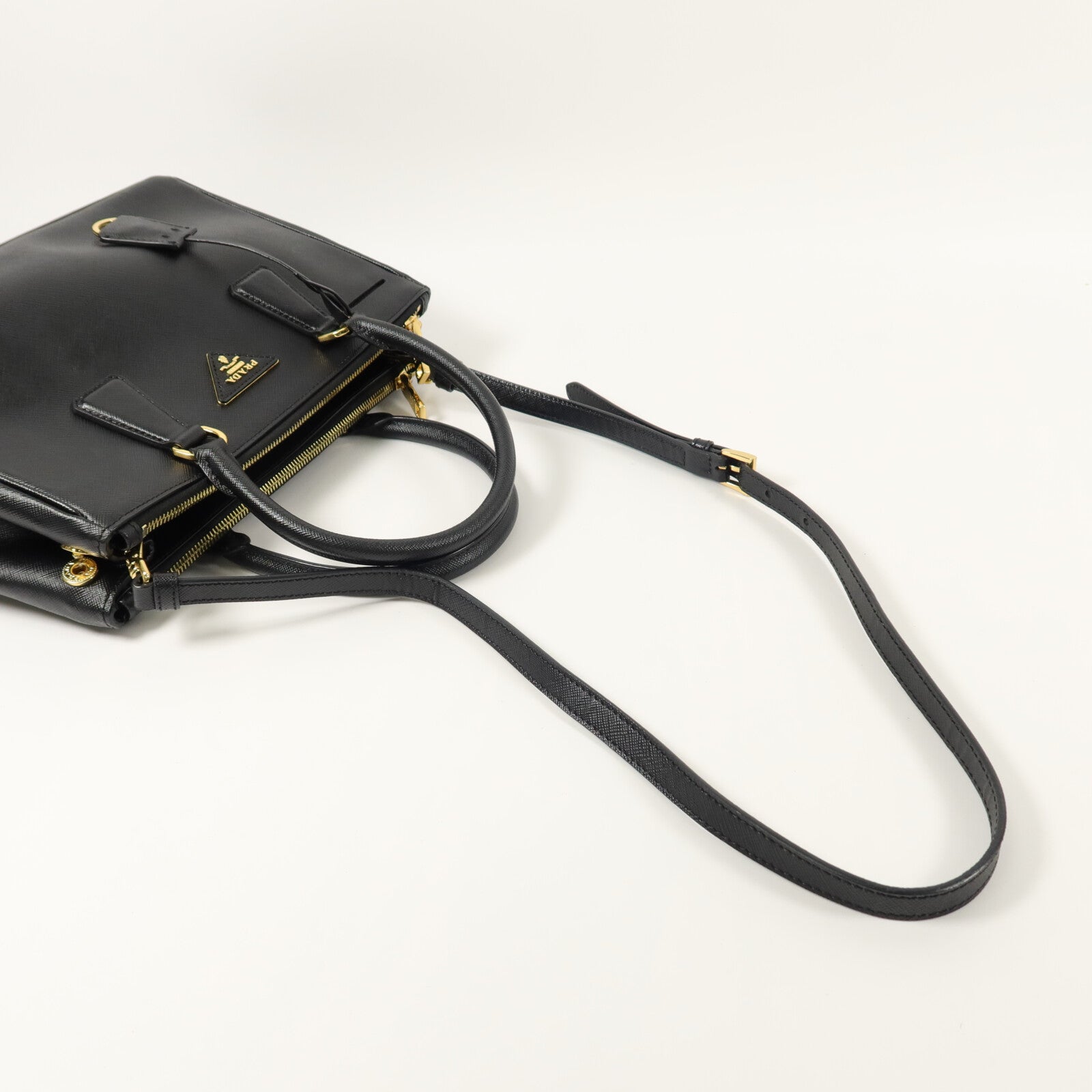 PRADA 牛皮皮革Killer Bag Medium手挽肩背兩用袋