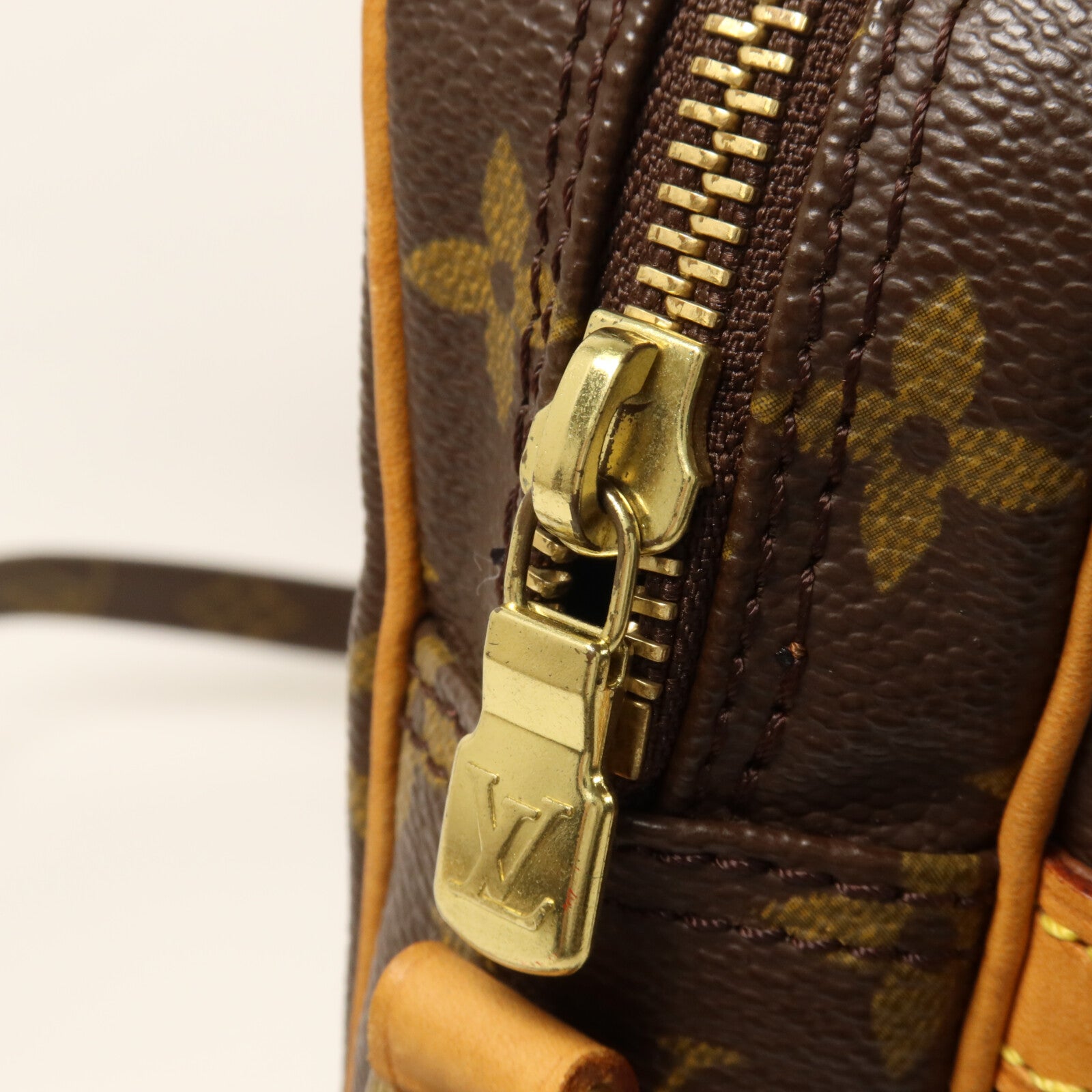 LOUIS VUITTON Monogram Danube肩背袋