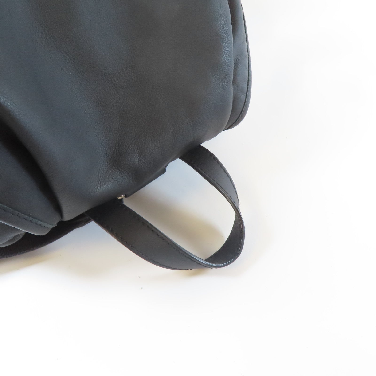 BALENCIAGA 牛皮皮革Rucksack銀扣背包黑色
