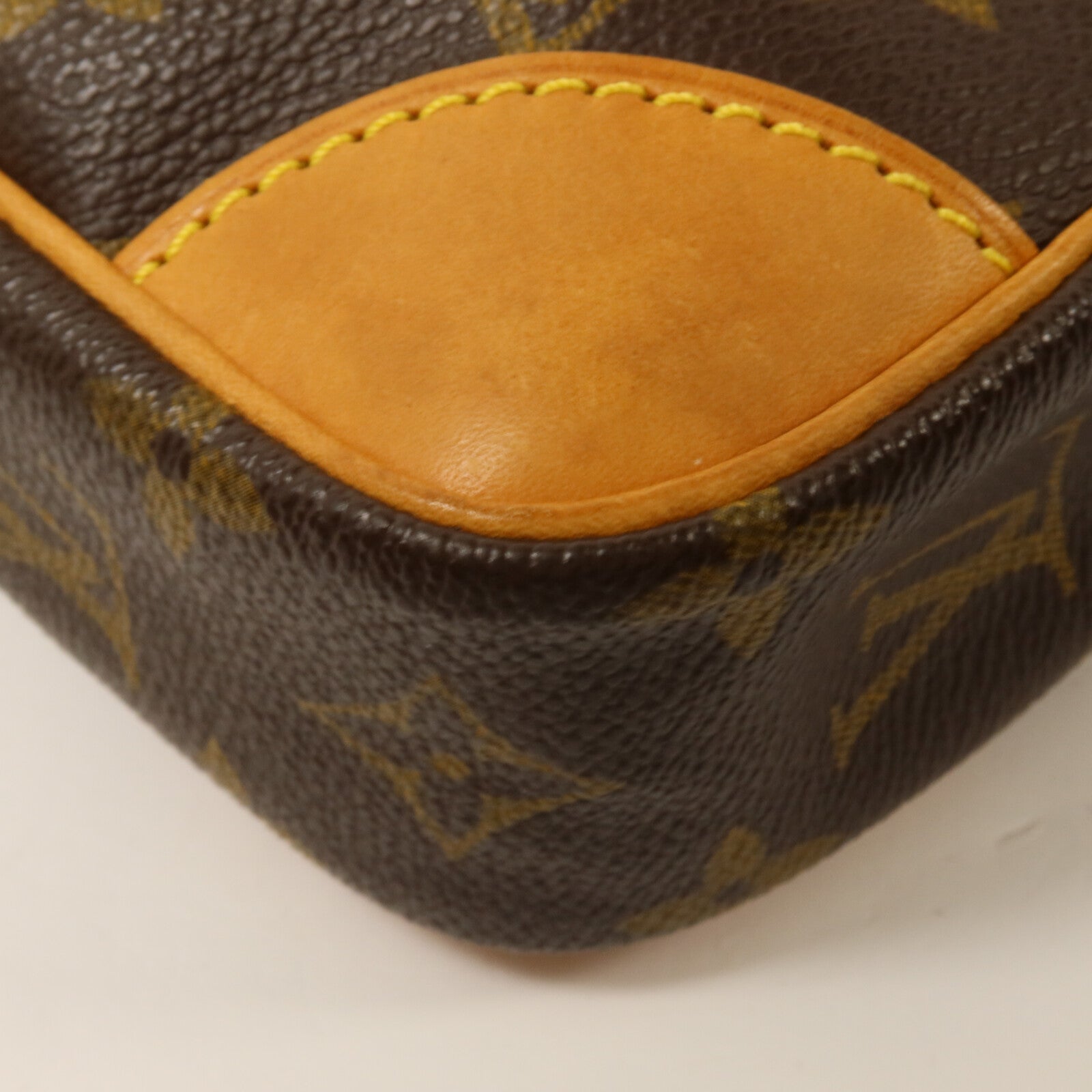 LOUIS VUITTON Monogram Danube肩背袋