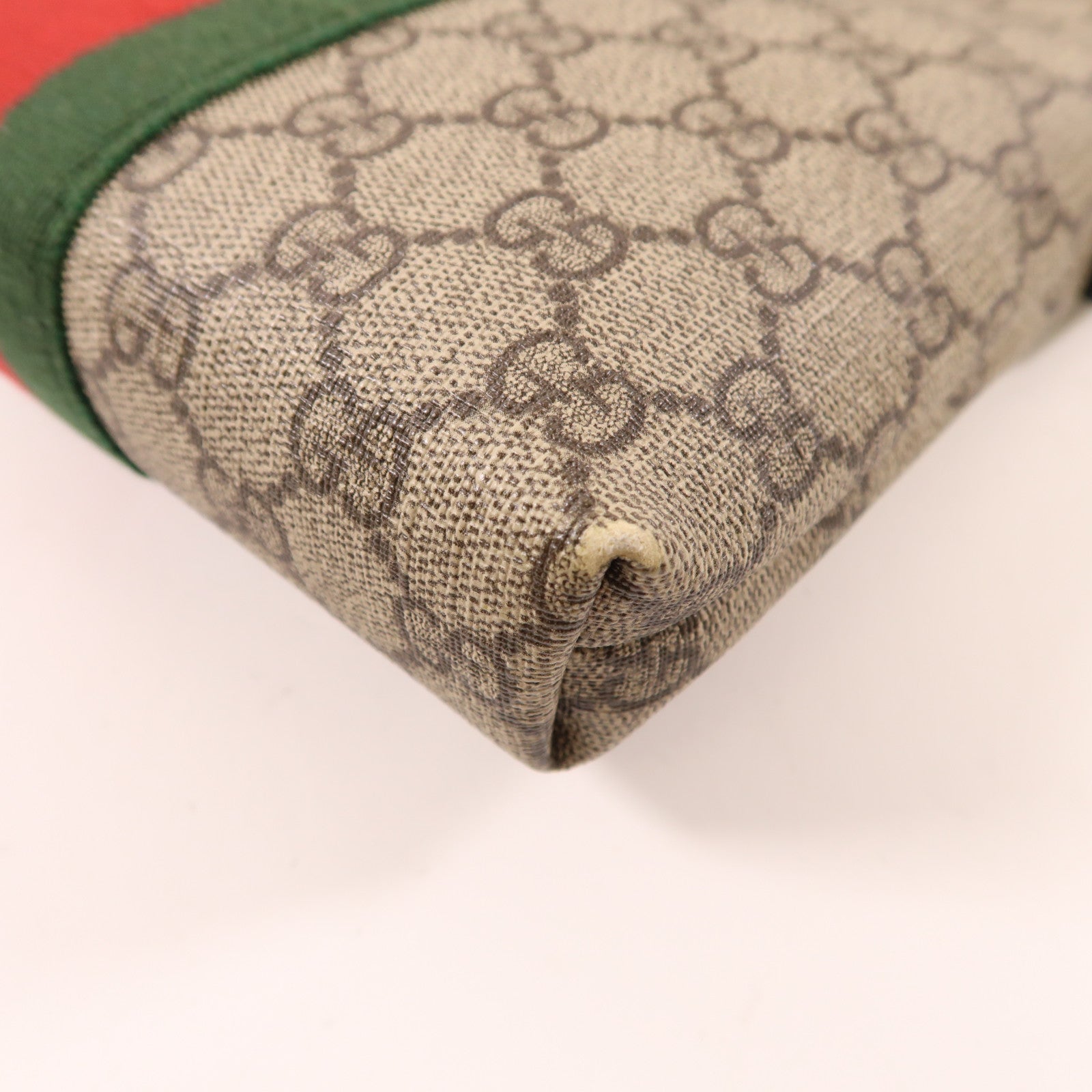 GUCCI 塗層帆布Shoulder Bag銀扣肩背袋