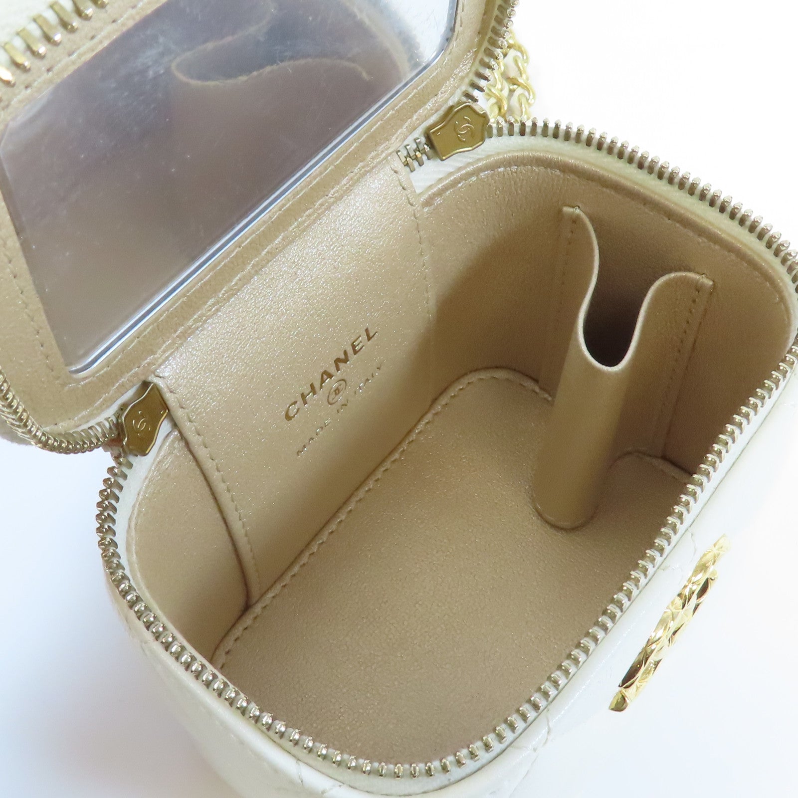 CHANEL 羊皮皮革Vanity Case金扣鏈帶肩背袋