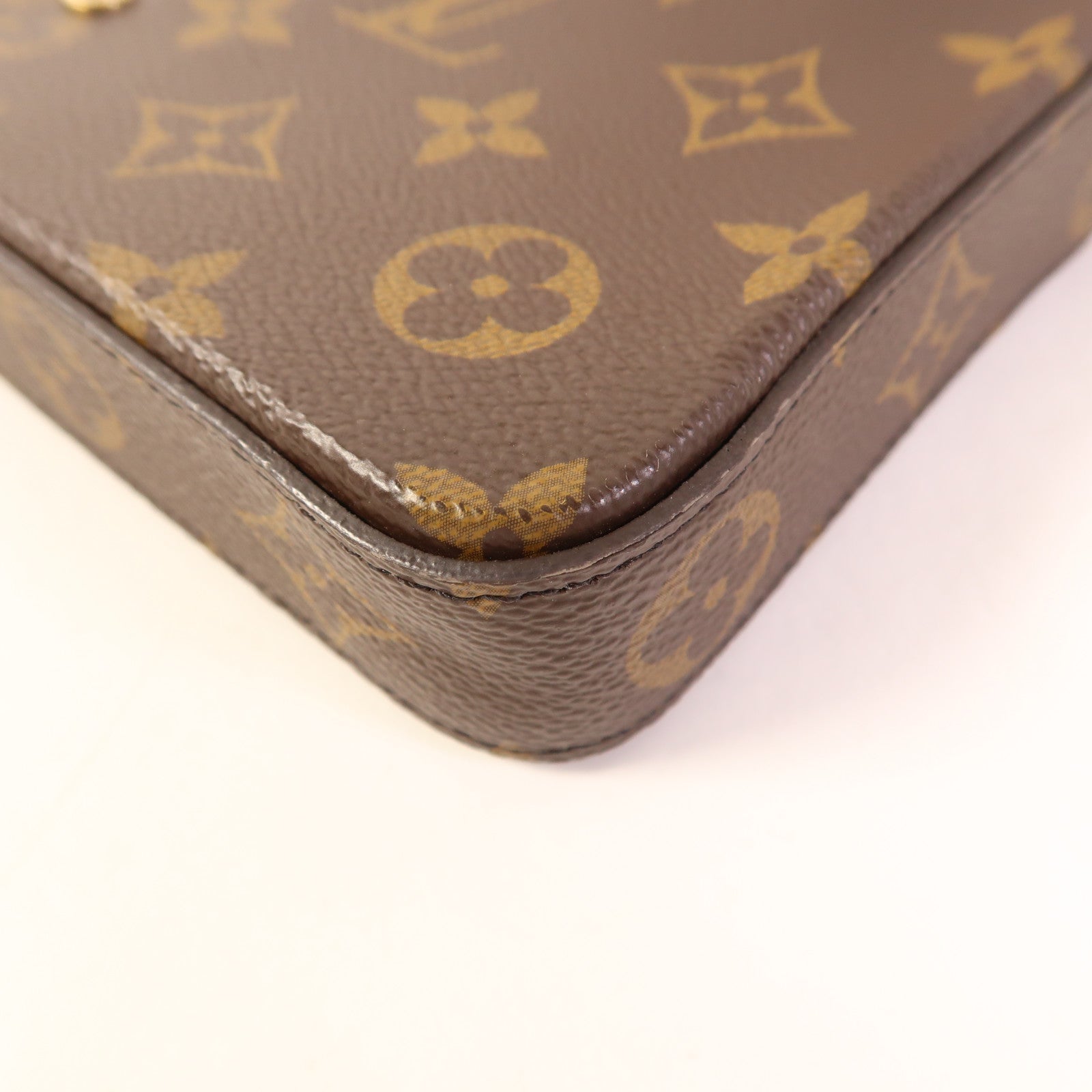 LOUIS VUITTON Monogram Felicie Pochette金扣鏈帶肩背袋