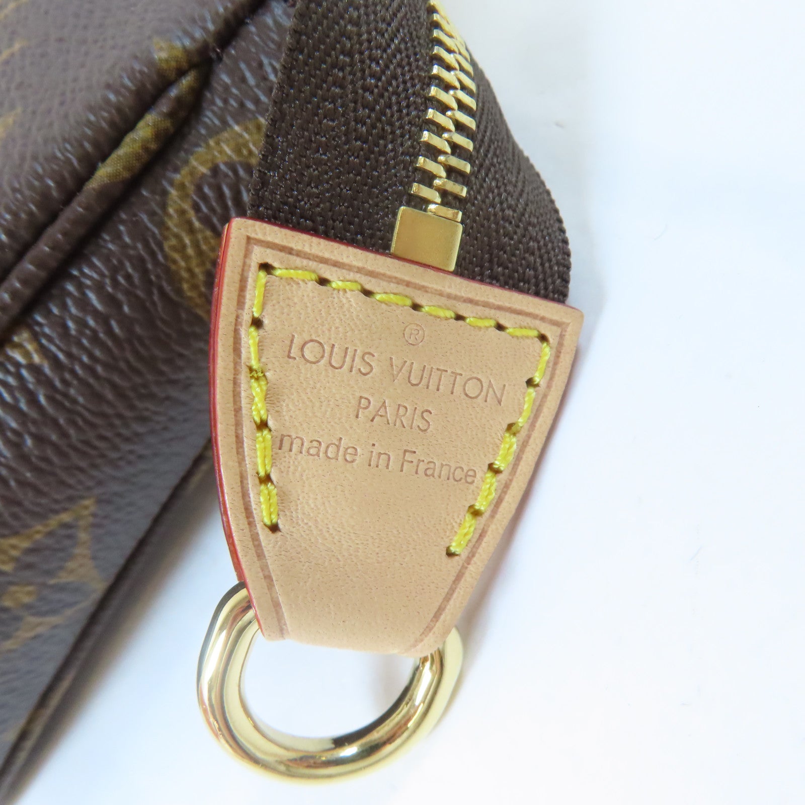 LOUIS VUITTON Monogram Pochette Accessoires金扣手挽袋啡色