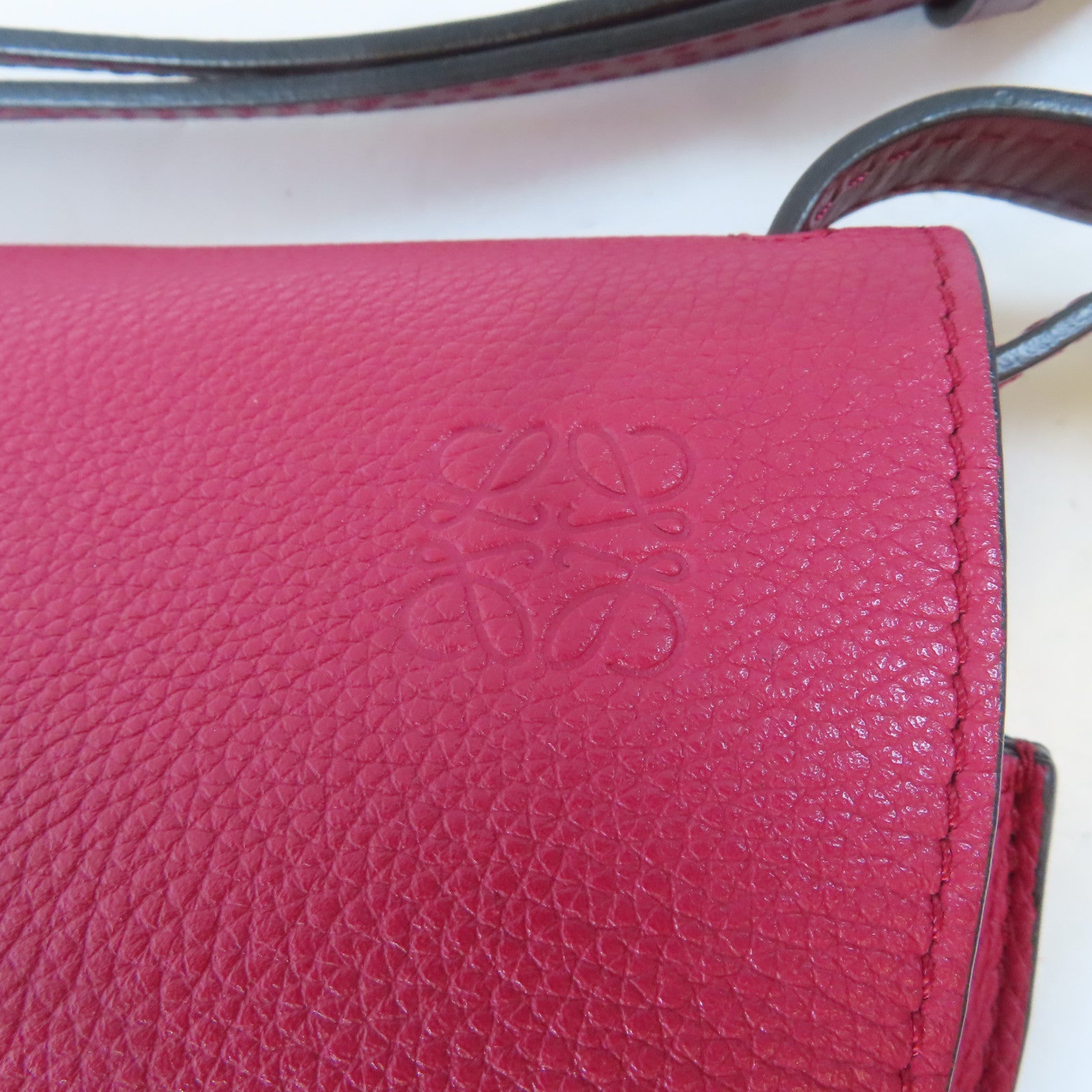 LOEWE 牛皮皮革Gate Small Bag金扣肩背袋紅色