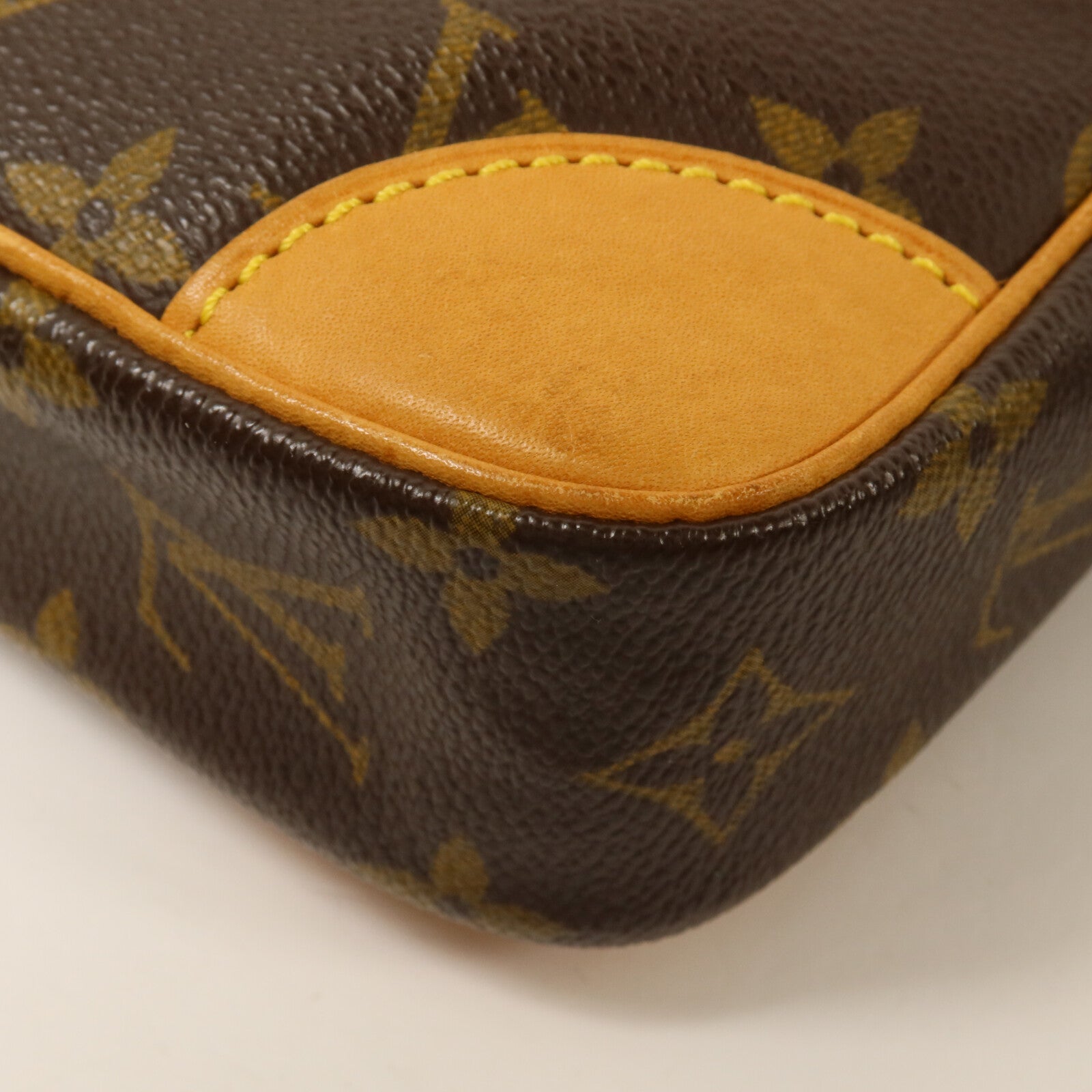LOUIS VUITTON Monogram Danube肩背袋