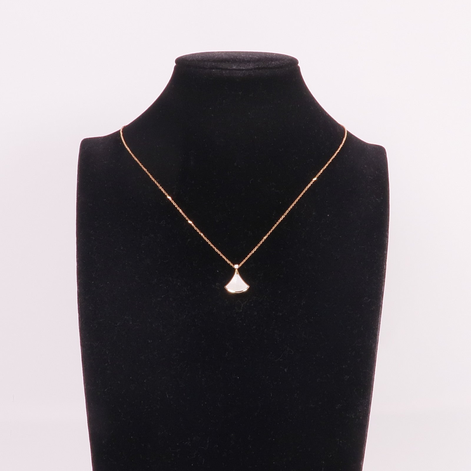 BVLGARI 18K玫瑰金Divina Necklace珍珠母貝/鑽石項鍊