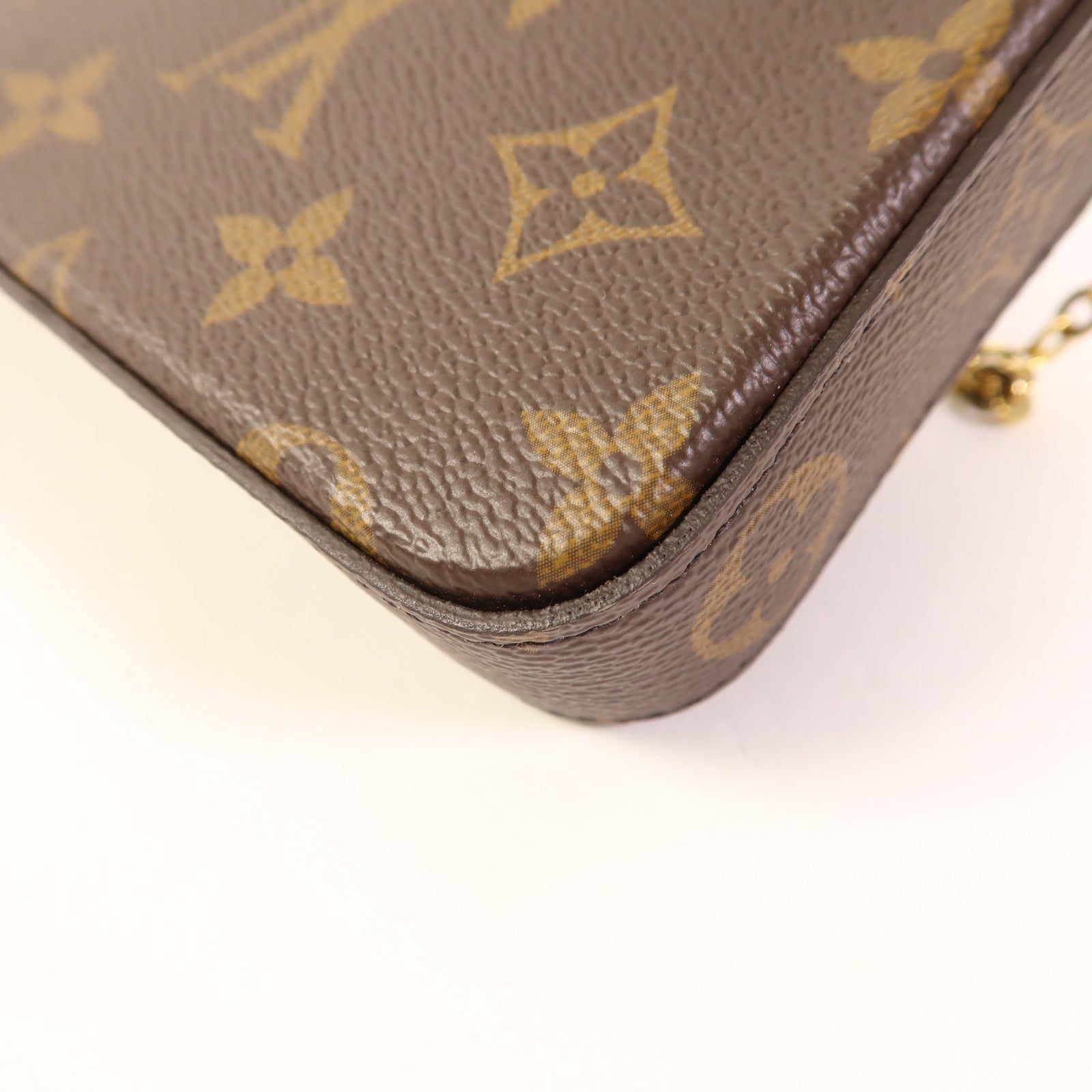 LOUIS VUITTON Monogram Felicie Pochette金扣鏈帶肩背袋