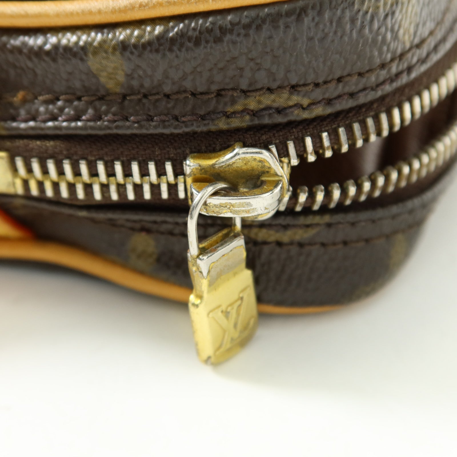 LOUIS VUITTON Monogram Marly Bandouliere金扣肩背袋棕色