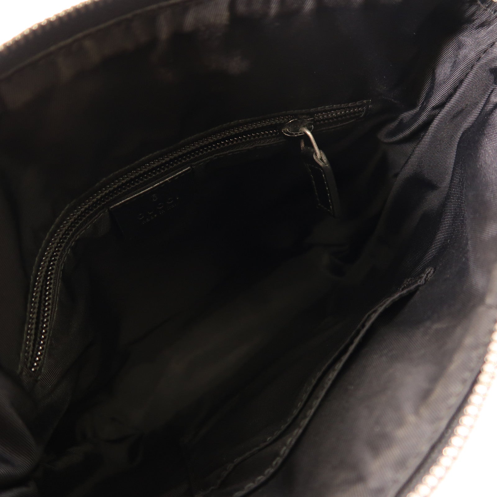 GUCCI 塗層帆布Shoulder Bag銀扣肩背袋