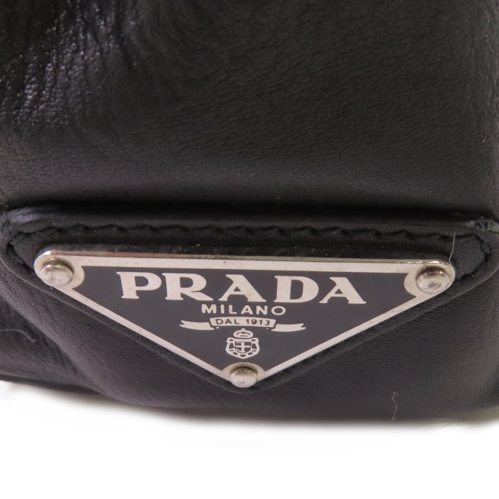 PRADA 牛皮皮革Shoulder Bag銀扣肩背袋黑色