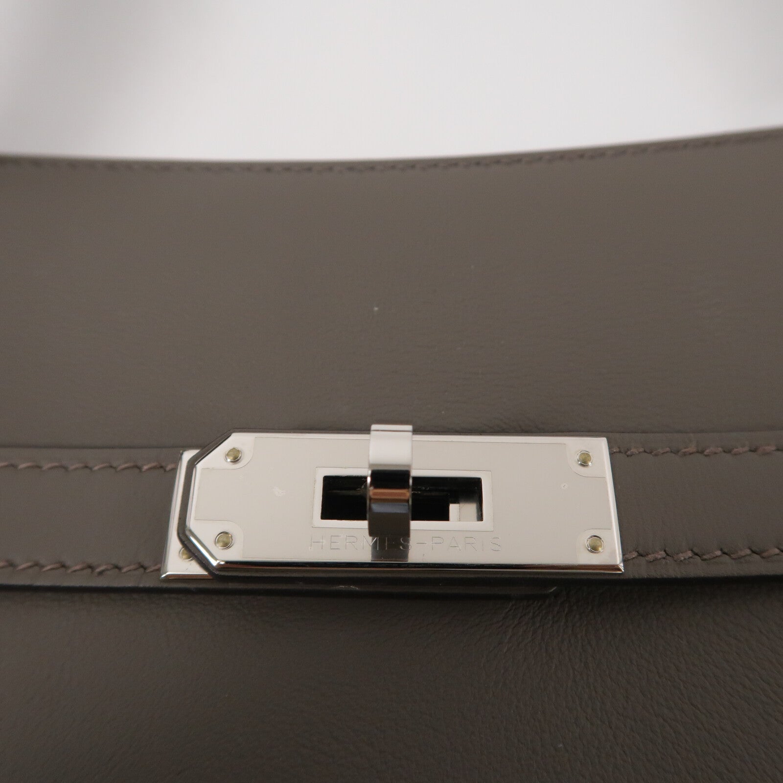 HERMES Swift皮革Mini Jypsiere肩背袋Etain