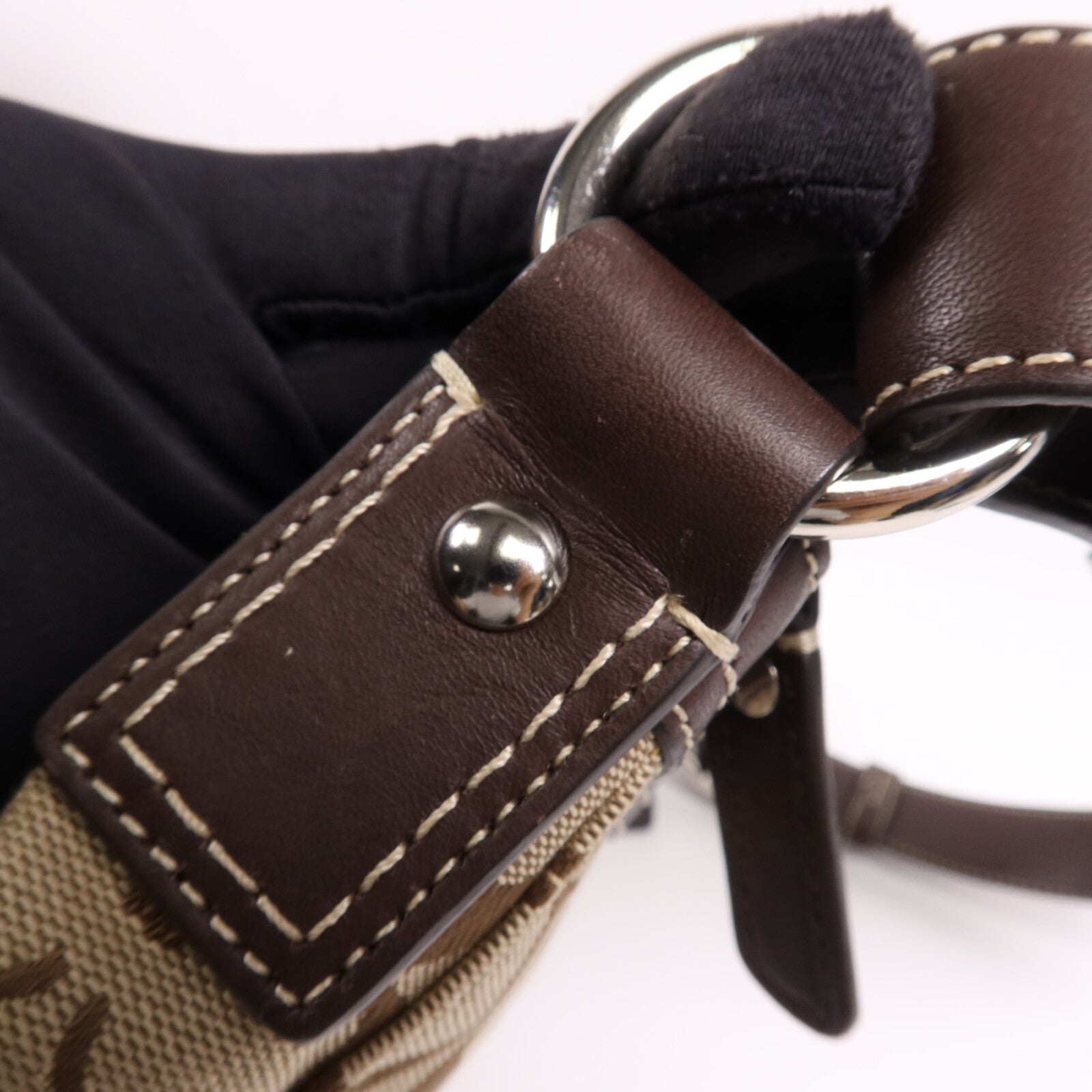 COACH 帆布Shoulder Bag銀扣肩背袋