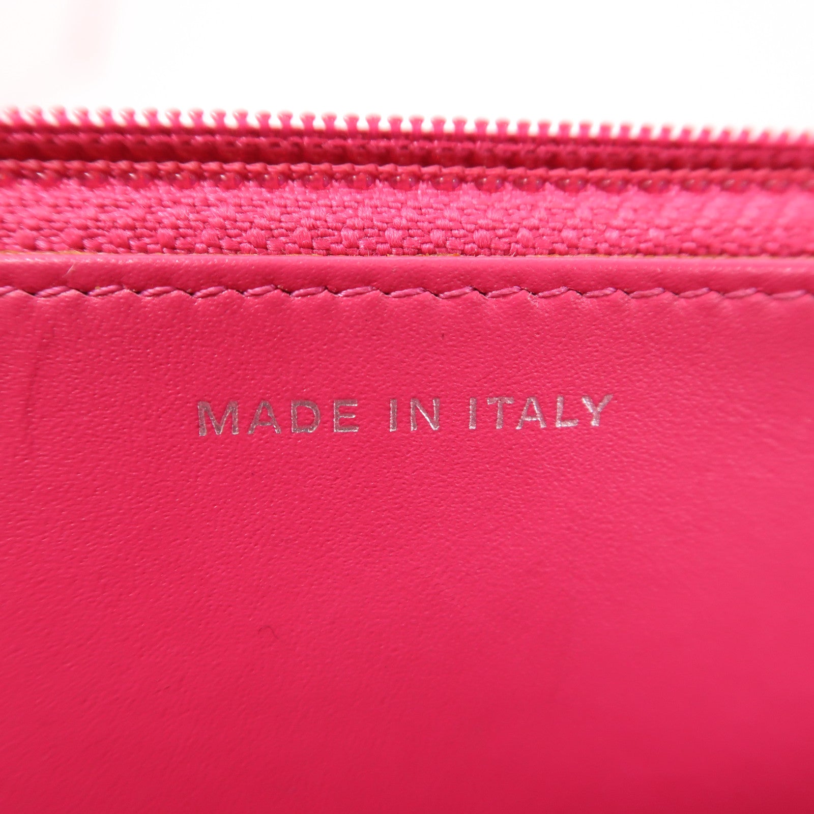 CHANEL 牛皮皮革WOC Wallet On Chain銀扣鏈帶肩背袋