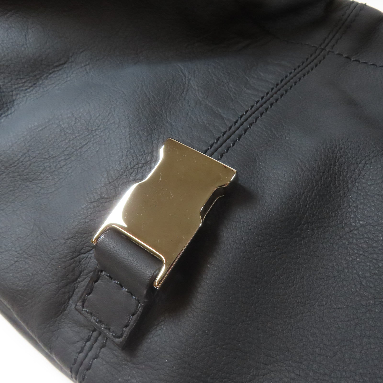 BALENCIAGA 牛皮皮革Rucksack銀扣背包黑色