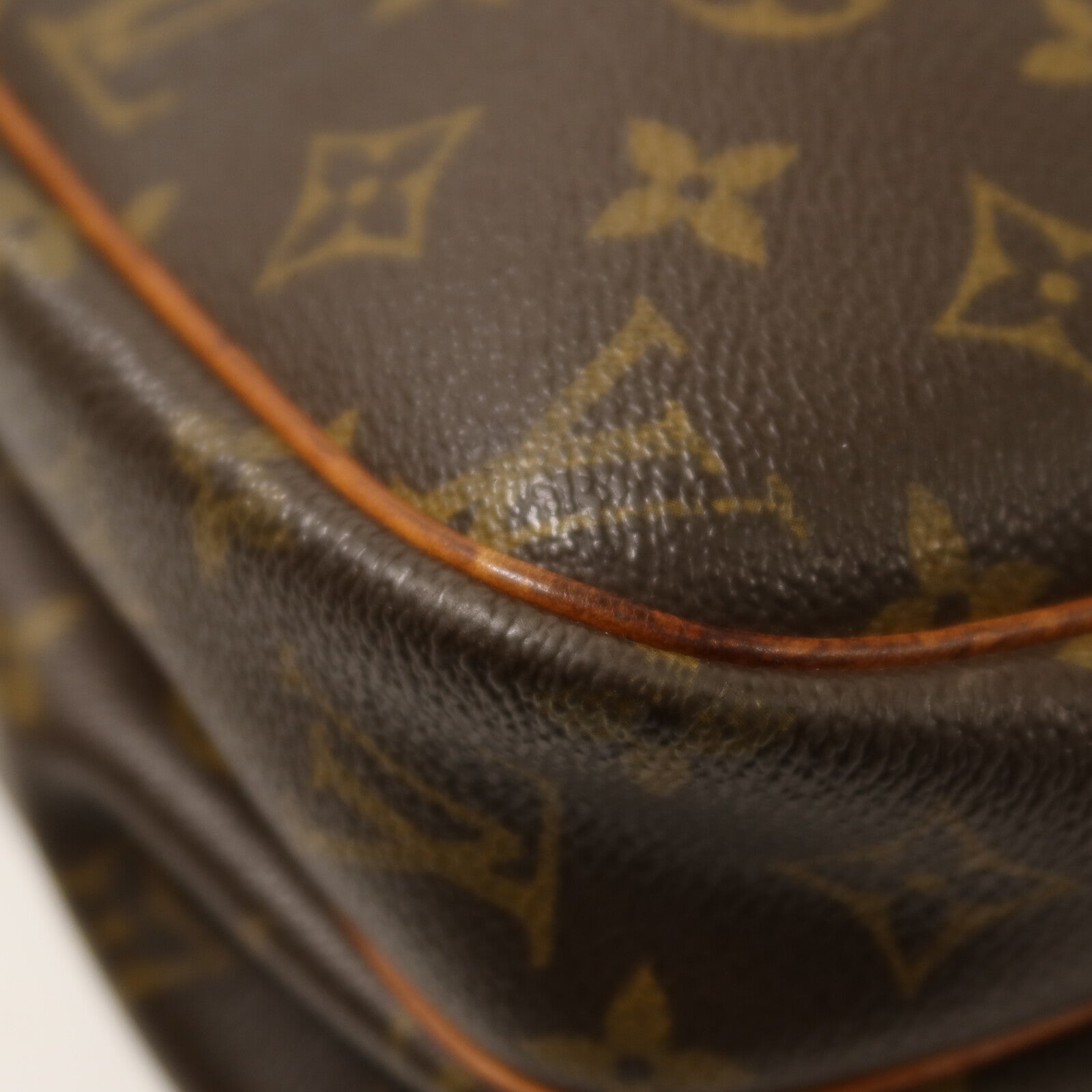 LOUIS VUITTON Monogram Reporter PM金扣肩背袋