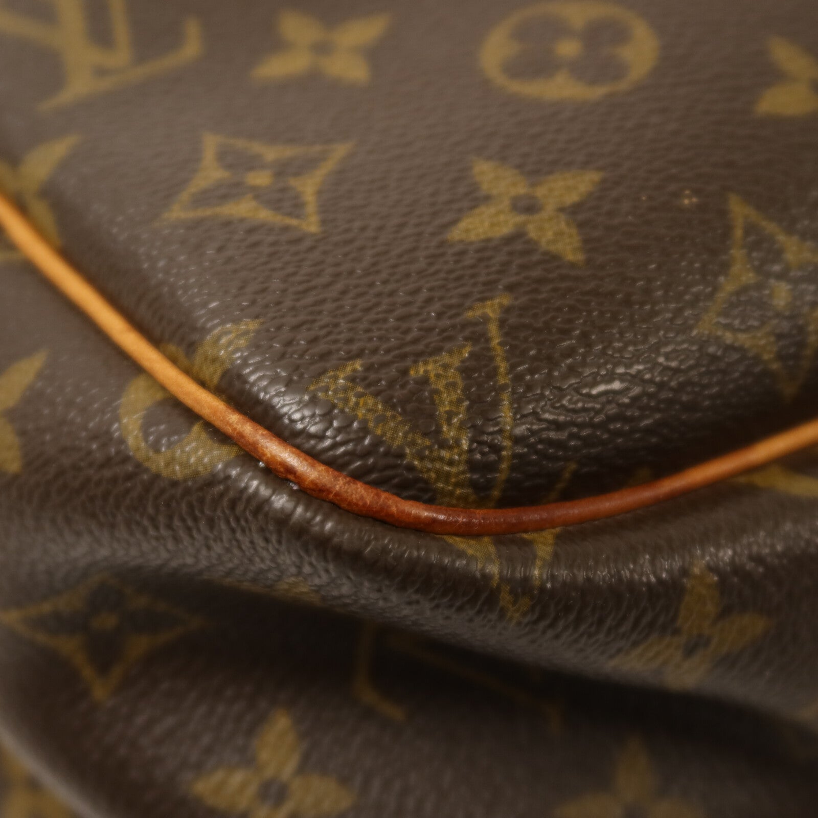 LOUIS VUITTON Monogram Reporter PM金扣肩背袋