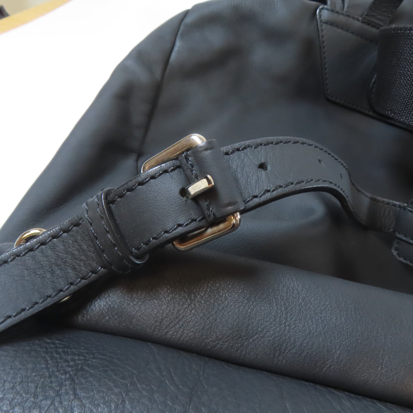 BALENCIAGA 牛皮皮革Rucksack銀扣背包黑色