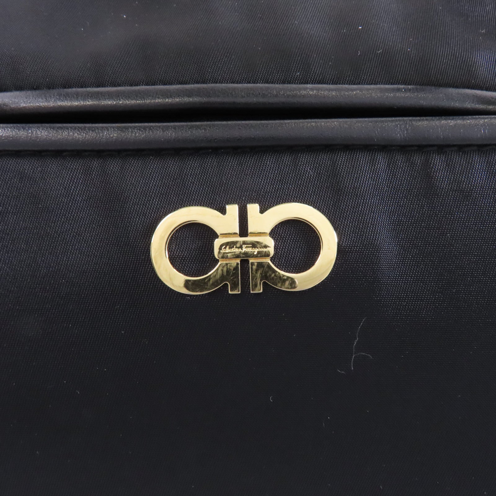 Salvatore Ferragamo 尼龍2way Shoulder Bag金扣手挽肩背兩用袋黑色
