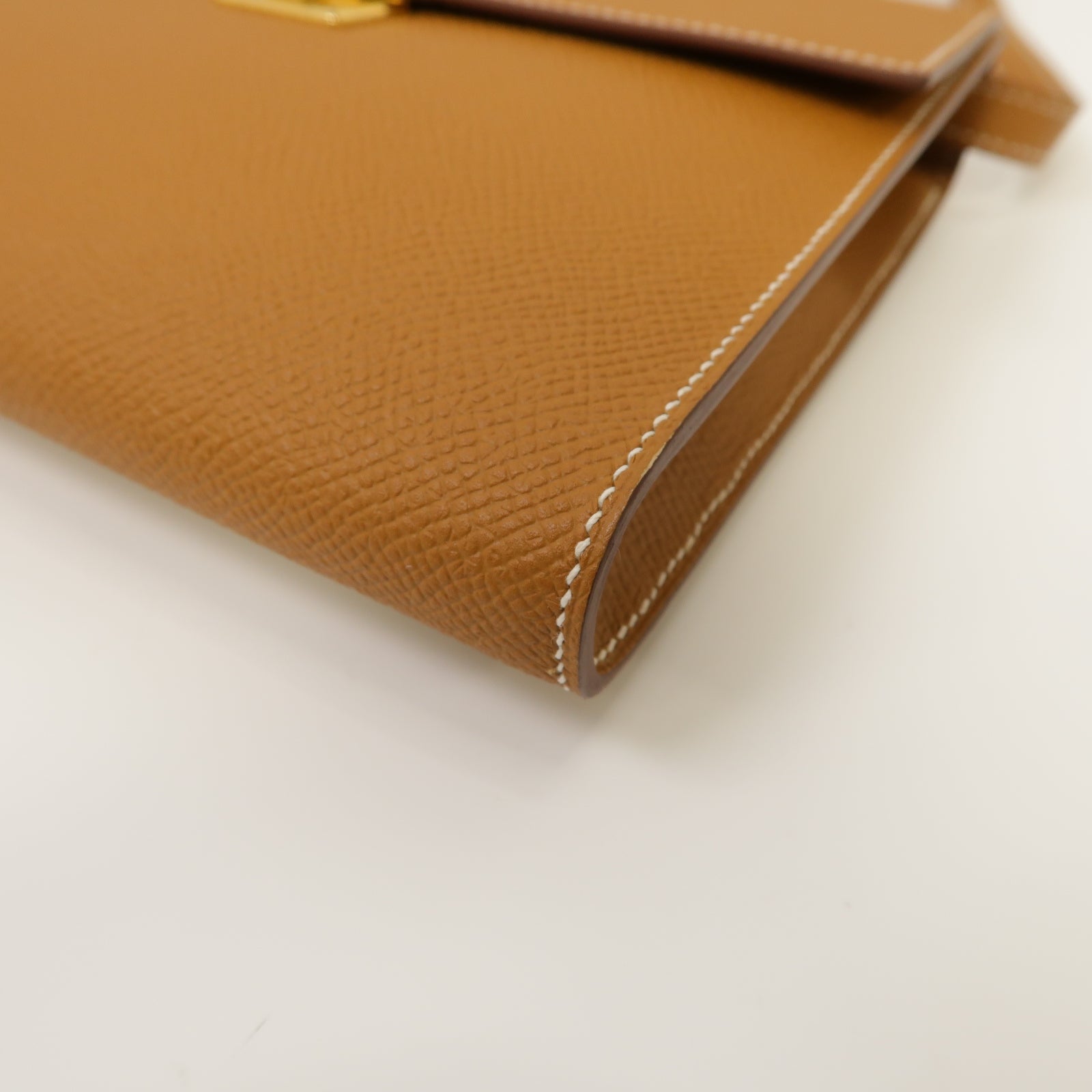 HERMES Epsom皮革Clic 16金扣肩背袋經典駝色