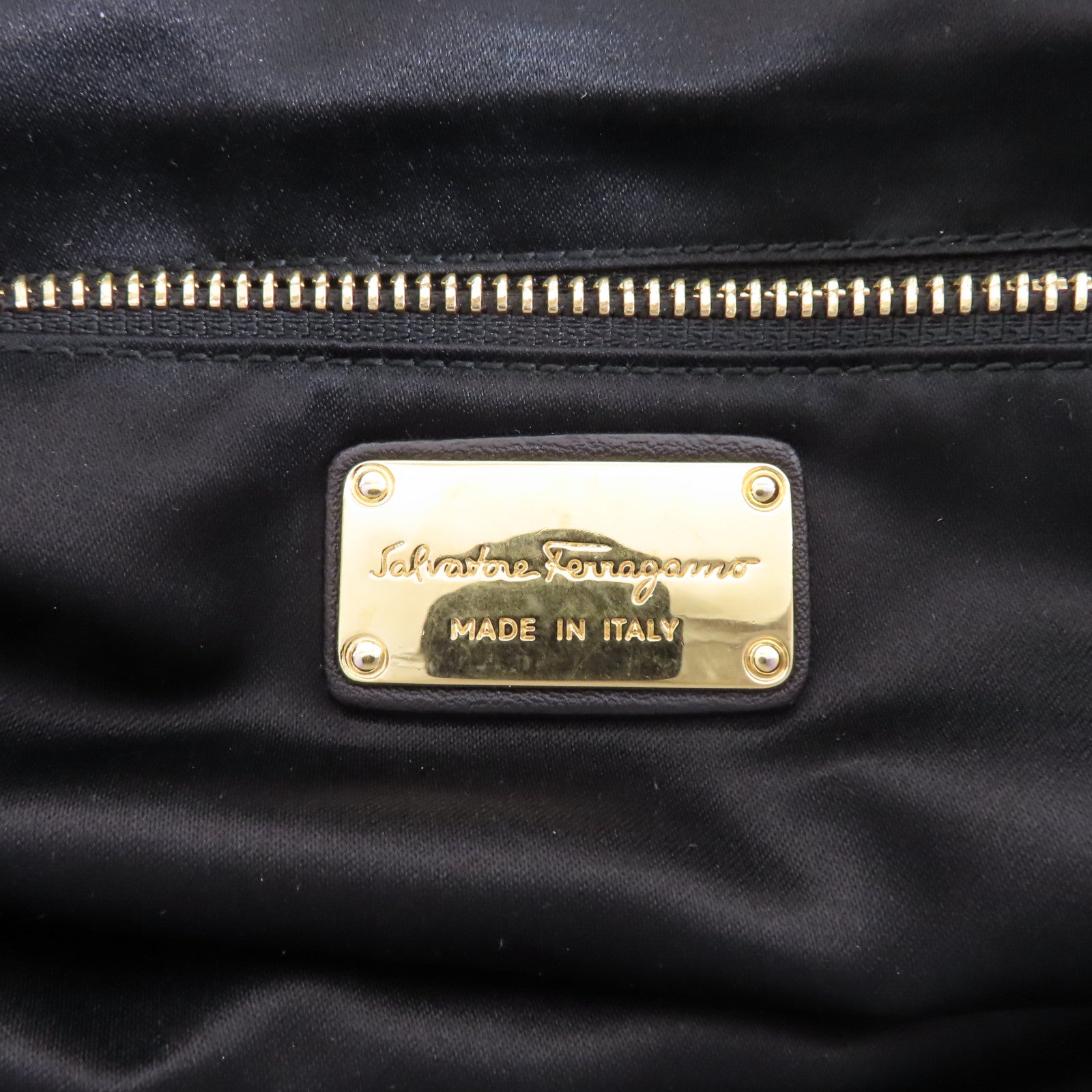Salvatore Ferragamo 尼龍2way Shoulder Bag金扣手挽肩背兩用袋黑色