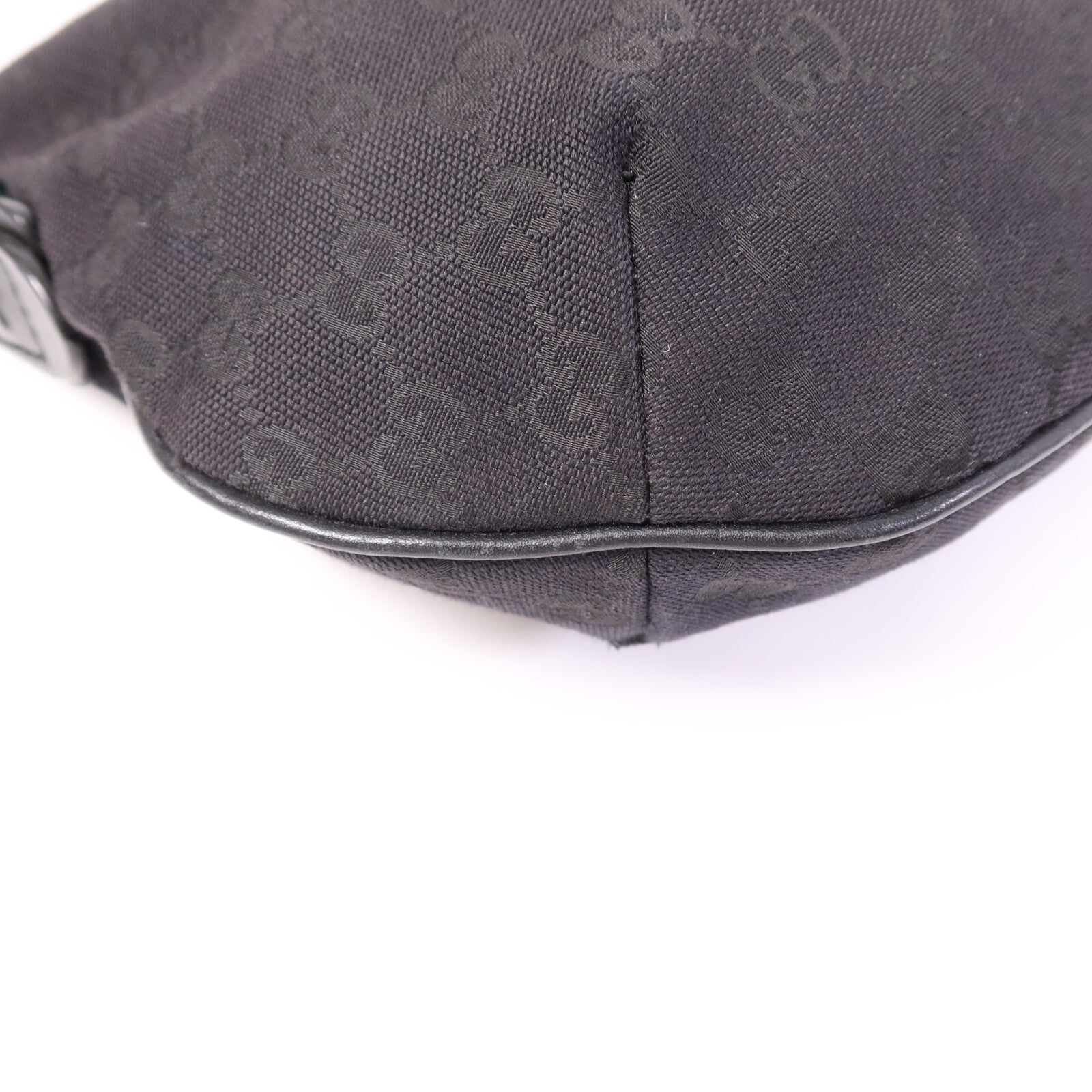 GUCCI 帆布Shoulder Bag銀扣肩背袋