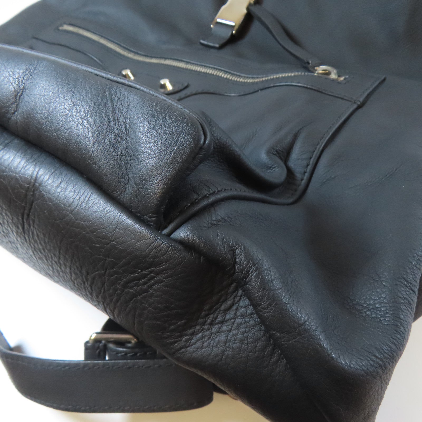 BALENCIAGA 牛皮皮革Rucksack銀扣背包黑色