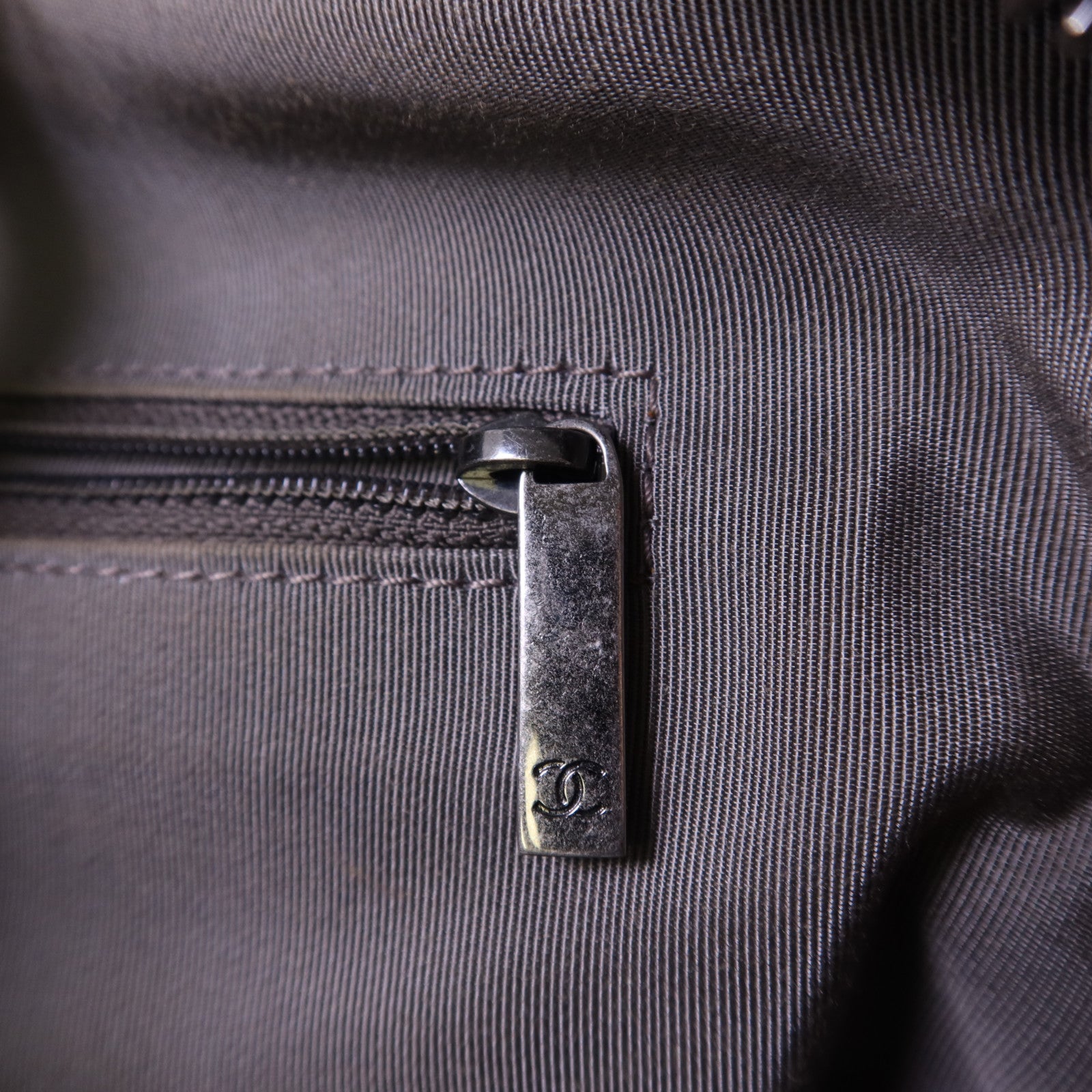 CHANEL 牛皮皮革Chain Shoulder銀扣鏈帶肩背袋