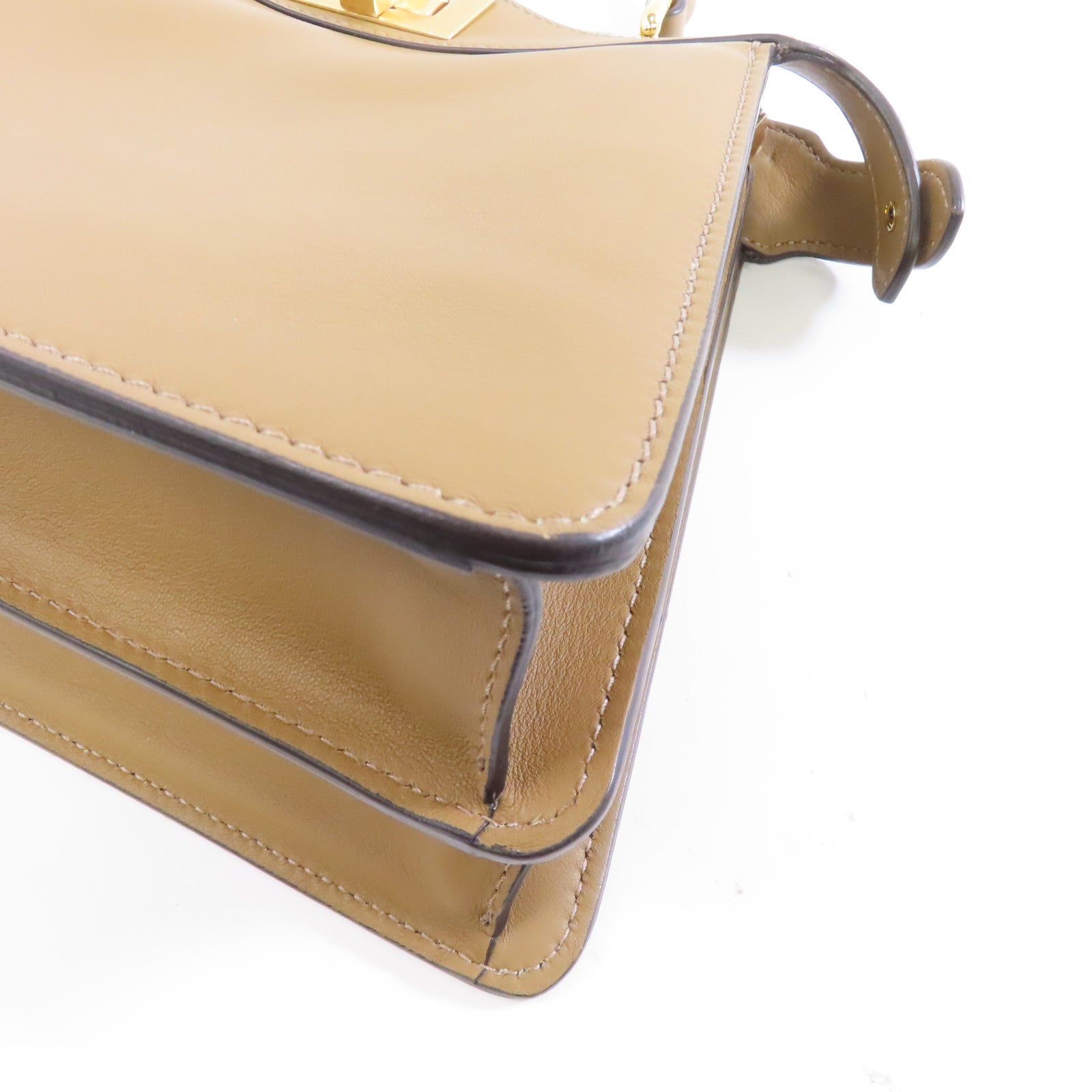 FENDI 牛皮皮革Peekaboo金扣手挽肩背兩用袋棕色