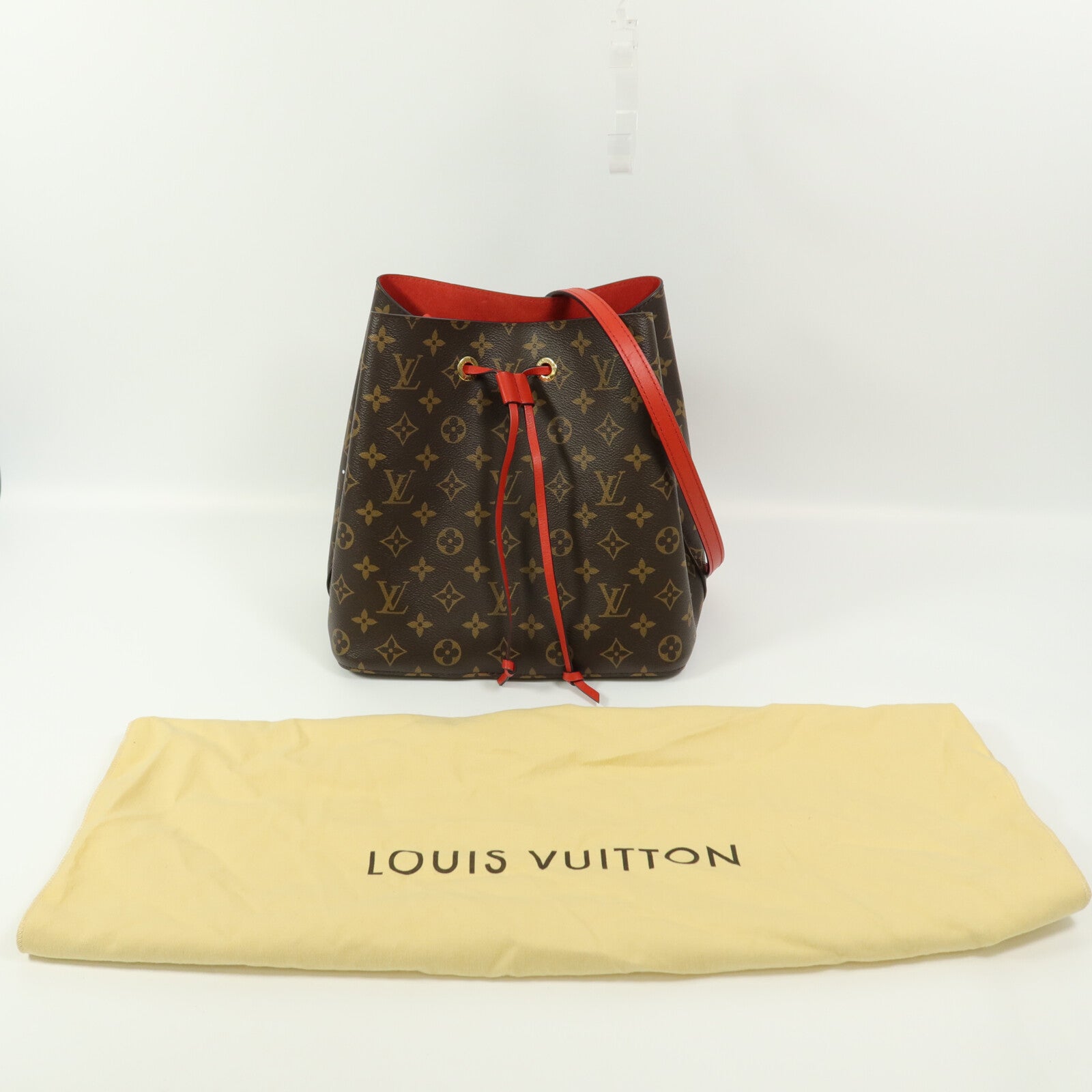 LOUIS VUITTON Monogram Neo Noe Bucket Bag肩背袋