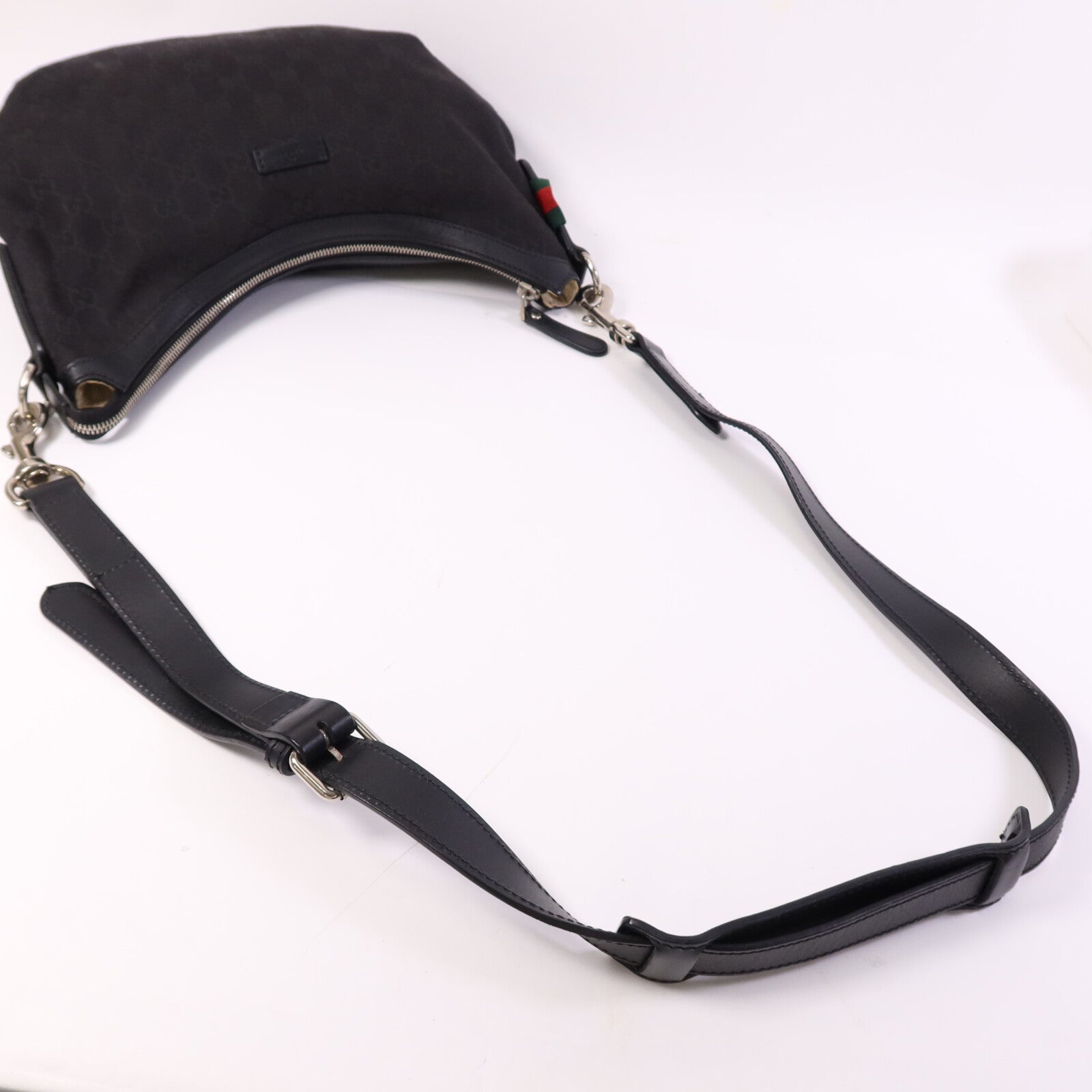 GUCCI 帆布Shoulder Bag銀扣肩背袋