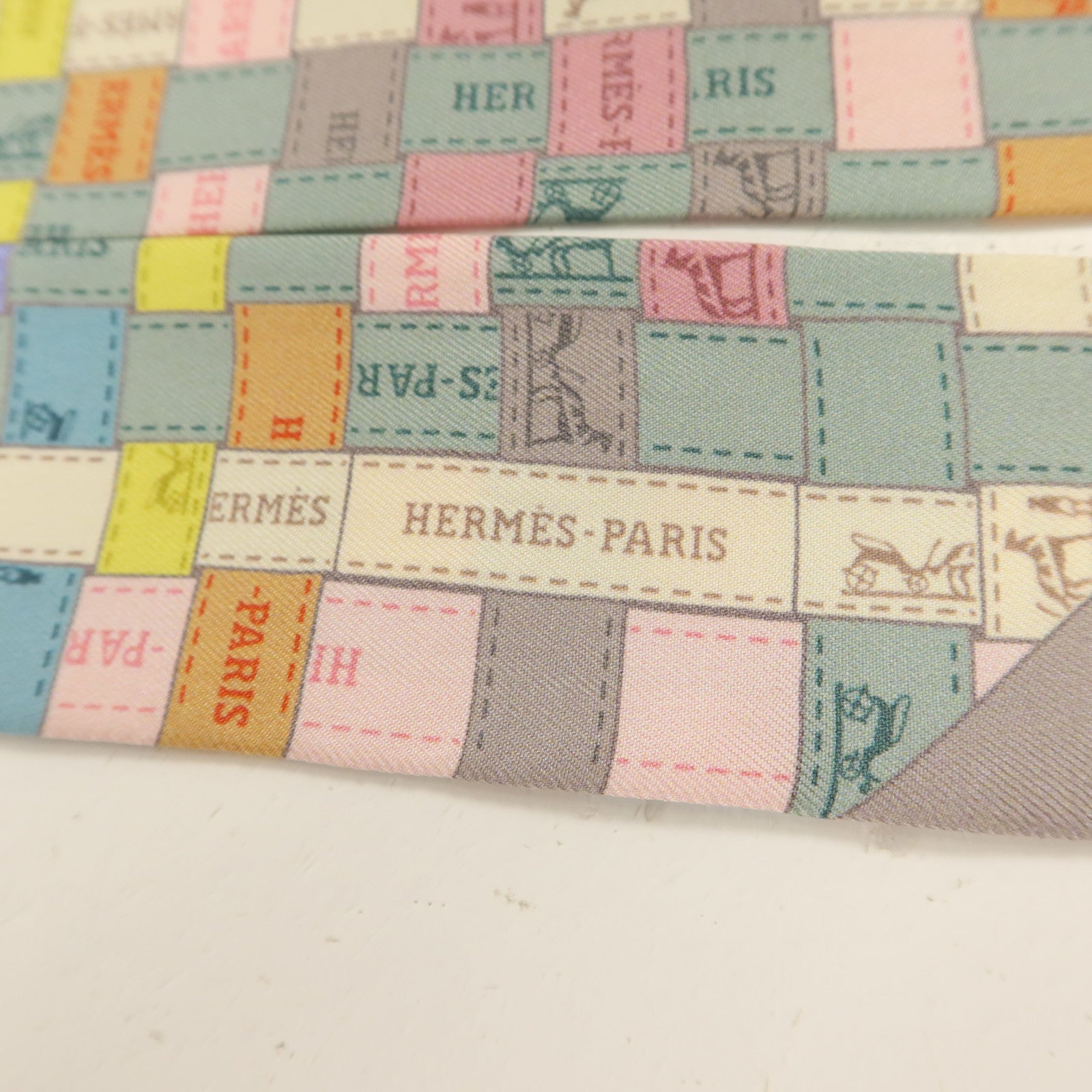 HERMES 絲質Twilly絲巾