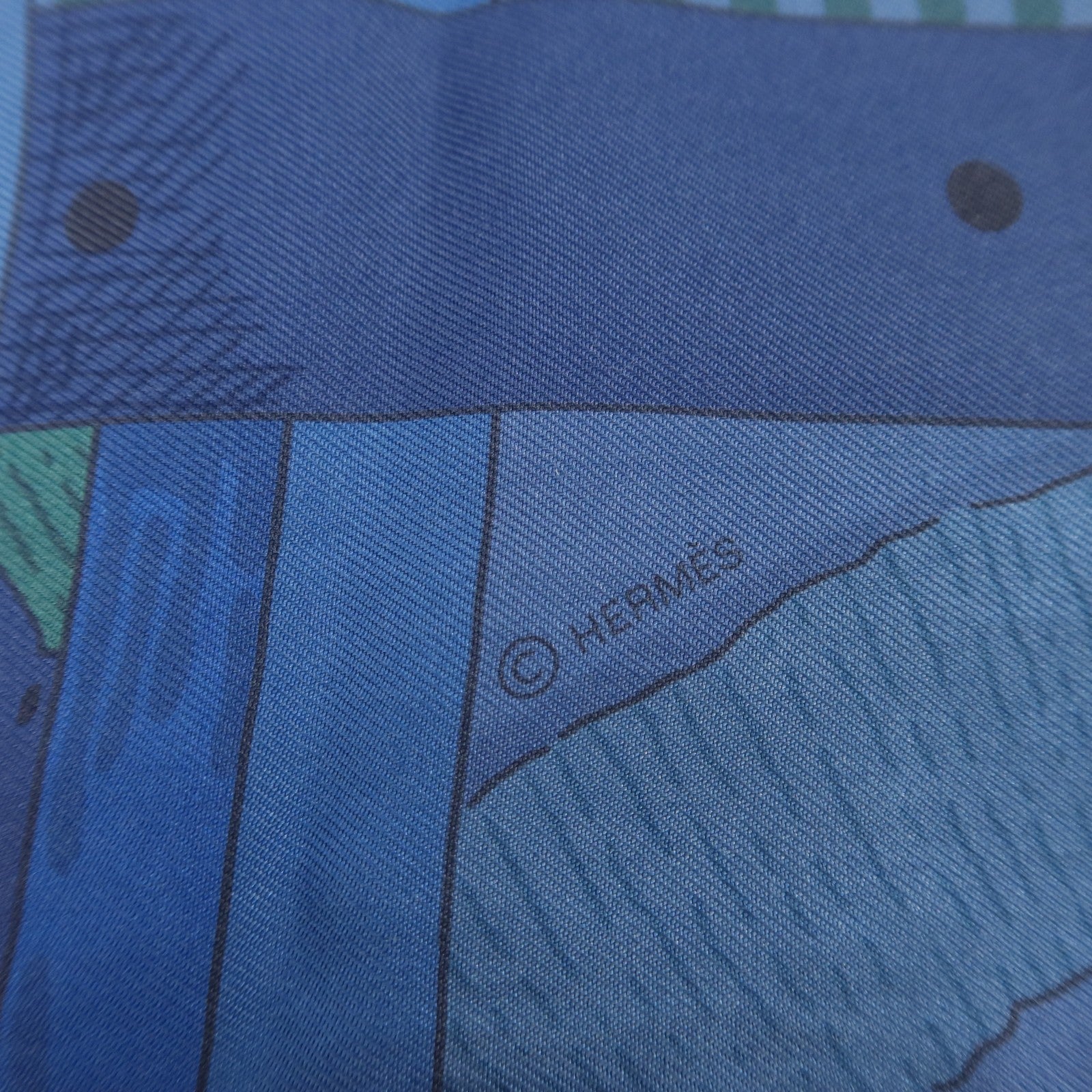 HERMES 絲質Maxi Twilly絲巾