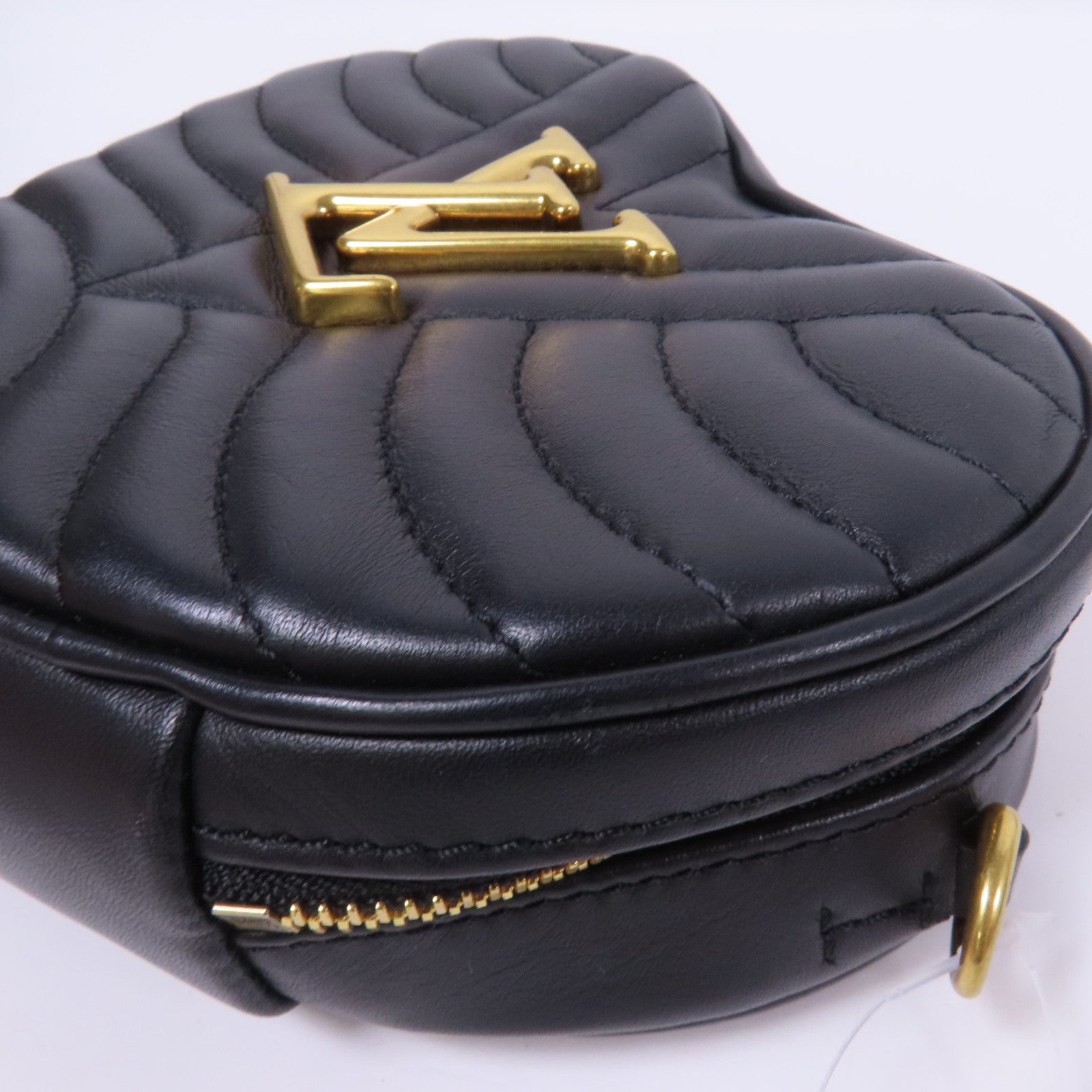 LOUIS VUITTON 【激減優惠】牛皮皮革New Wave Heart Bag肩背袋
