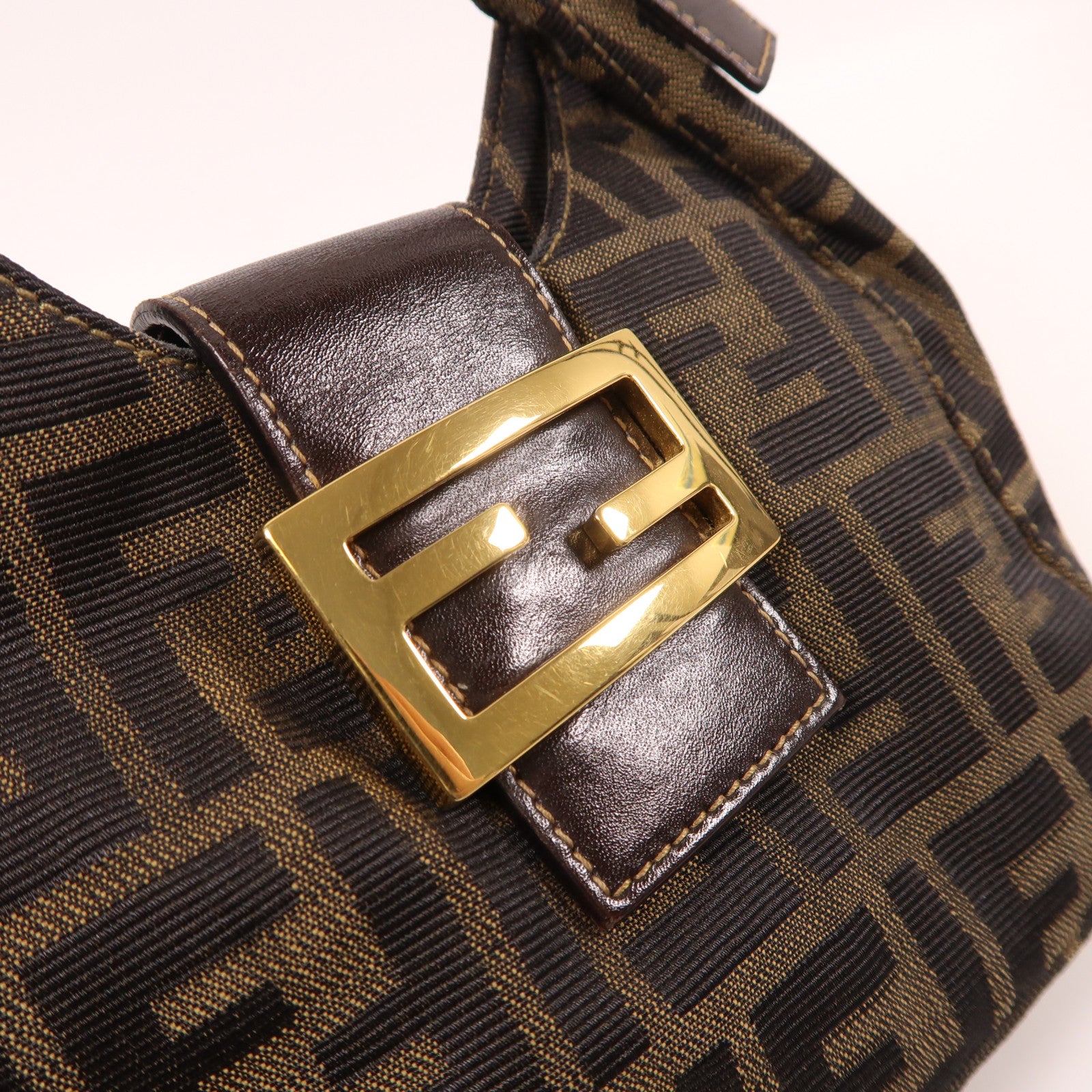 FENDI 帆布Zucca Mini金扣手挽袋啡色