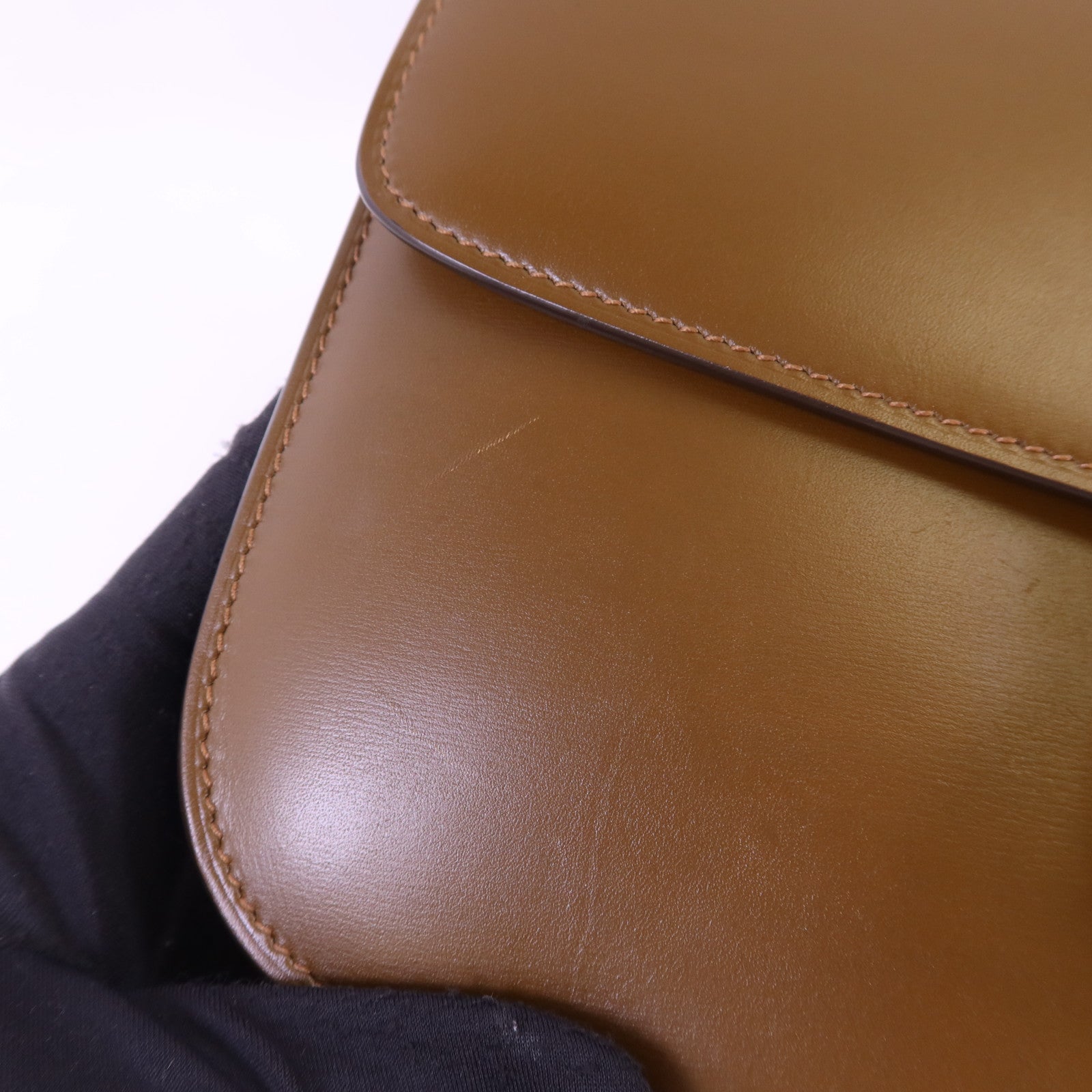 CELINE 牛皮皮革Classic Box金扣肩背袋