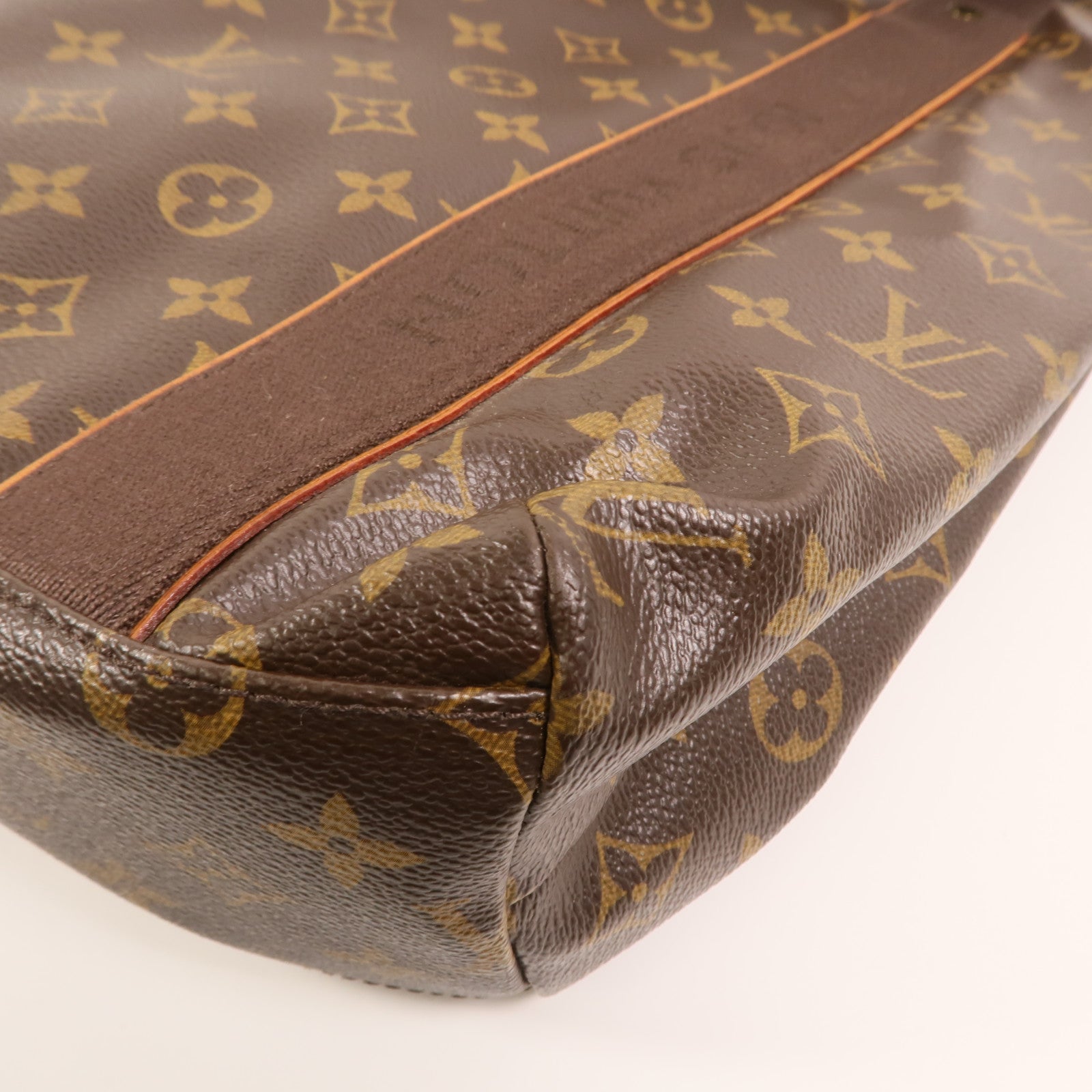 LOUIS VUITTON Monogram Cabas Beaubourg金扣手挽袋