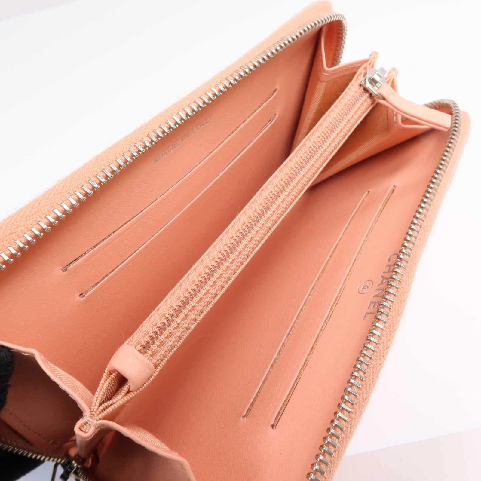 CHANEL 【激減優惠】羊皮皮革Zipper long Wallet銀扣長錢包