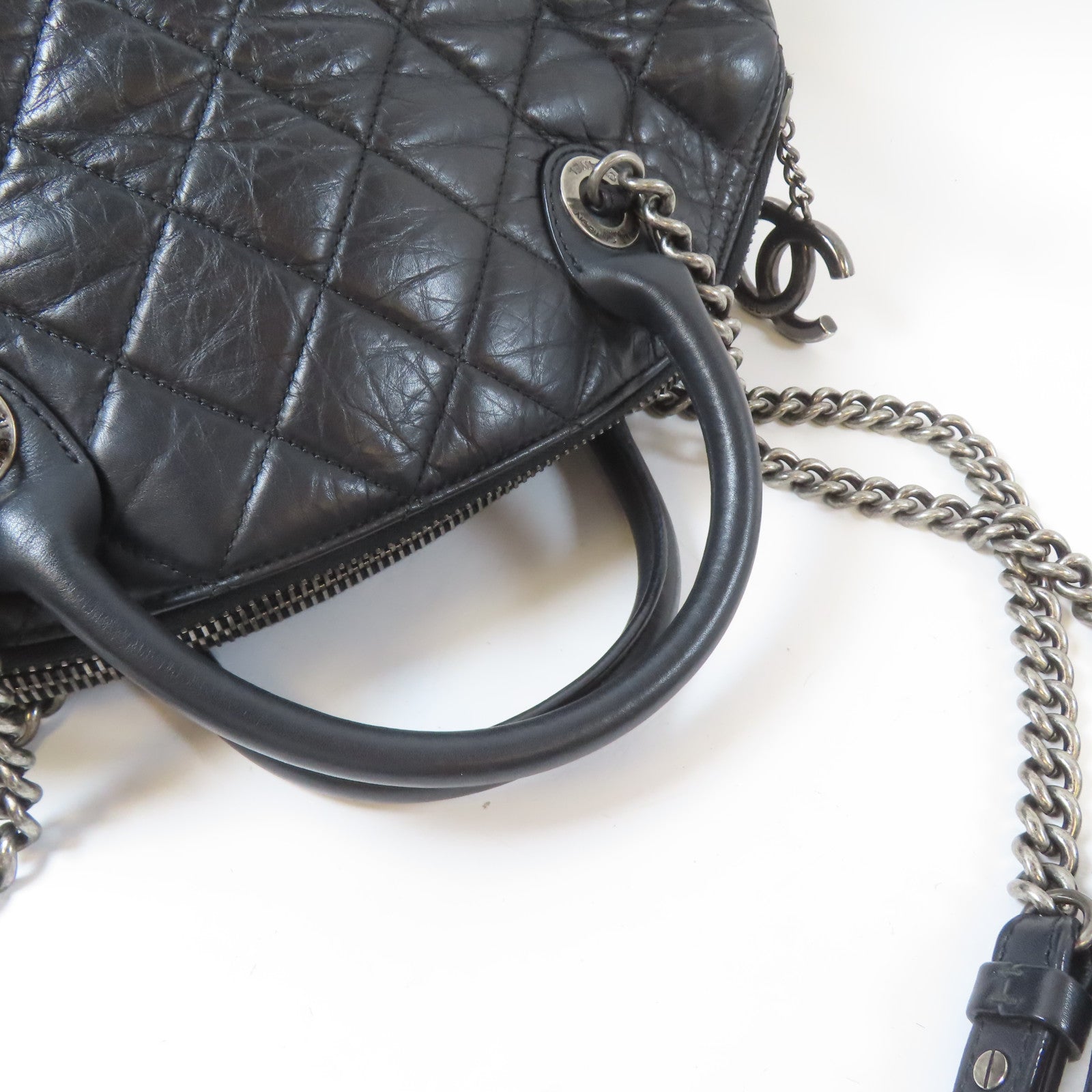 CHANEL 菱格牛皮皮革Chain Shoulder銀扣鏈帶肩背袋黑色