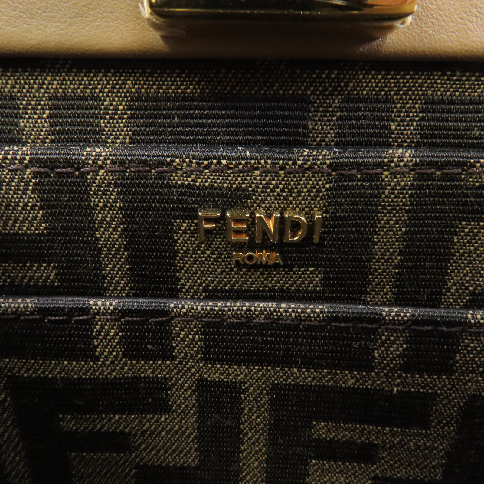 FENDI 牛皮皮革Peekaboo金扣手挽肩背兩用袋棕色
