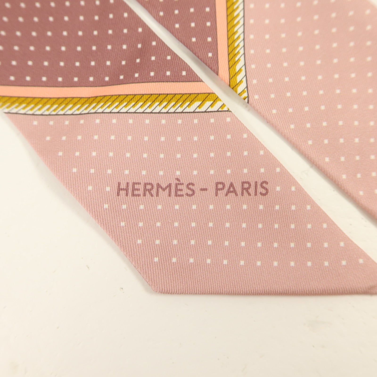 HERMES 絲質Twilly絲巾